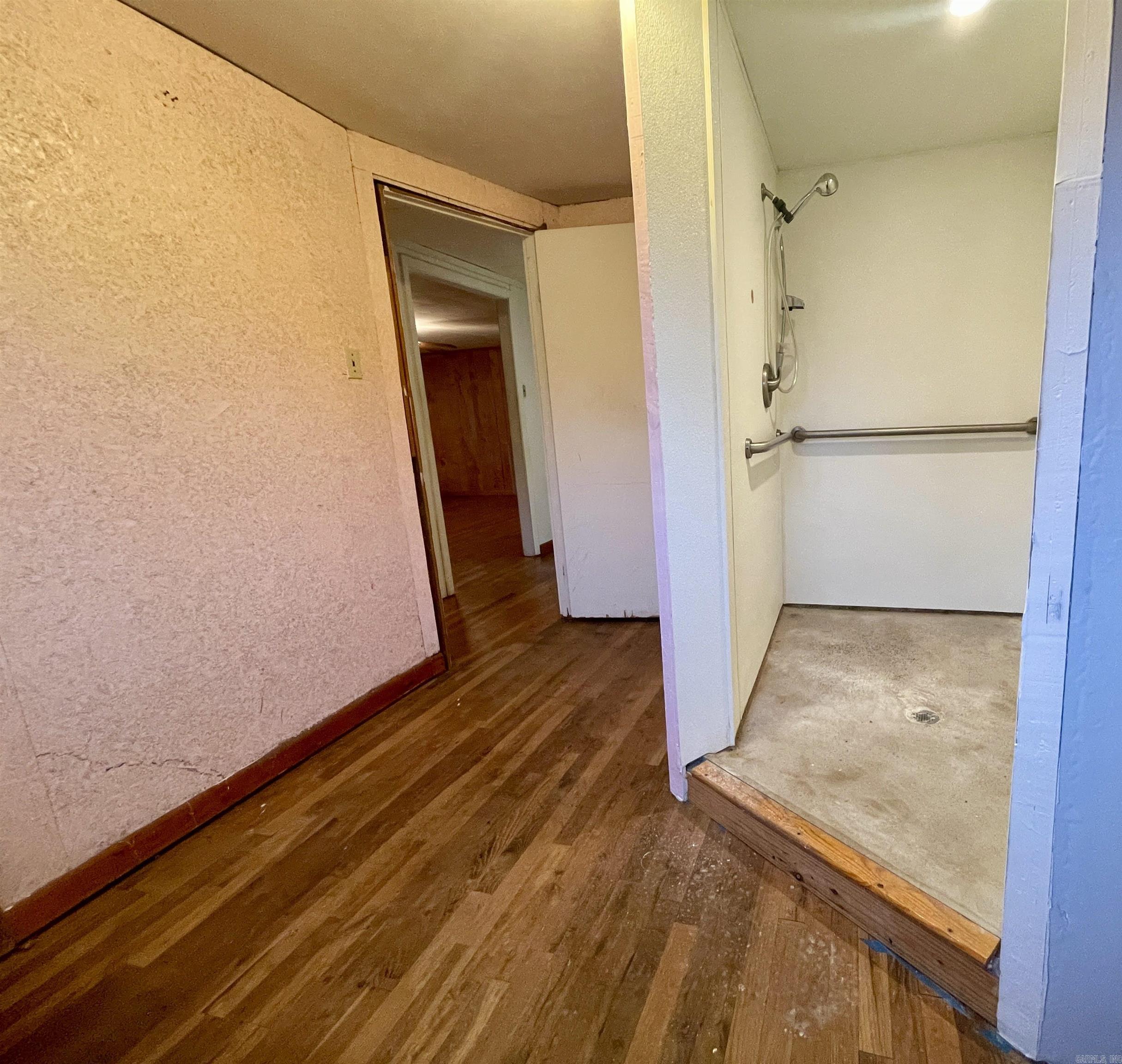 611 S Johnson  Perry, AR