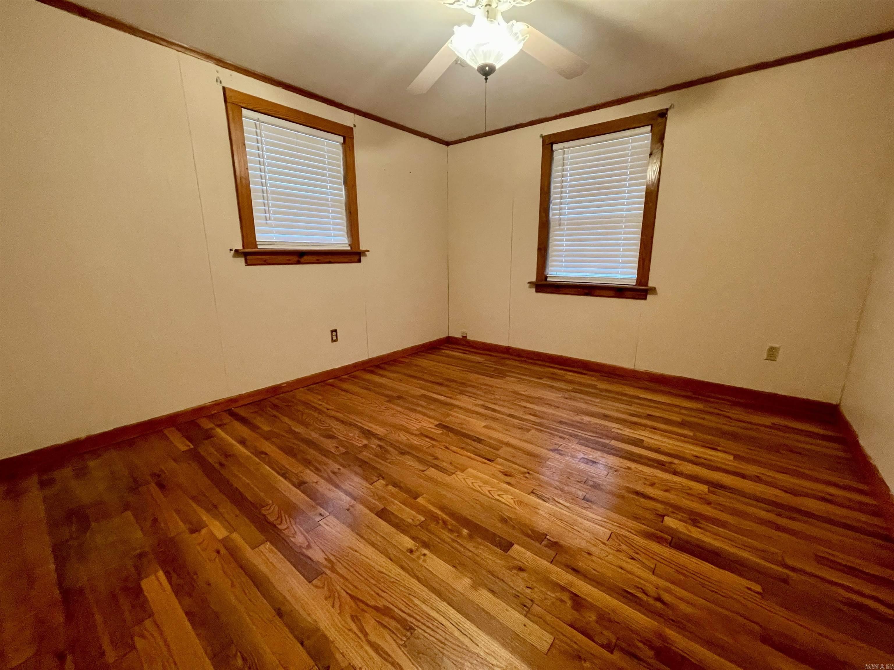 611 S Johnson  Perry, AR