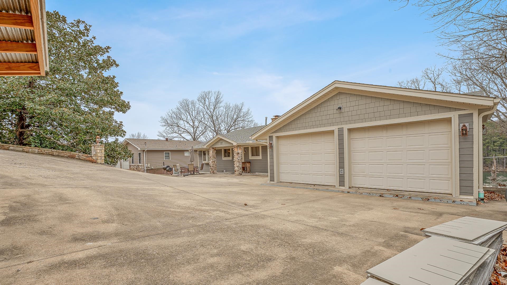 17  Yosemite  Cherokee Village, AR