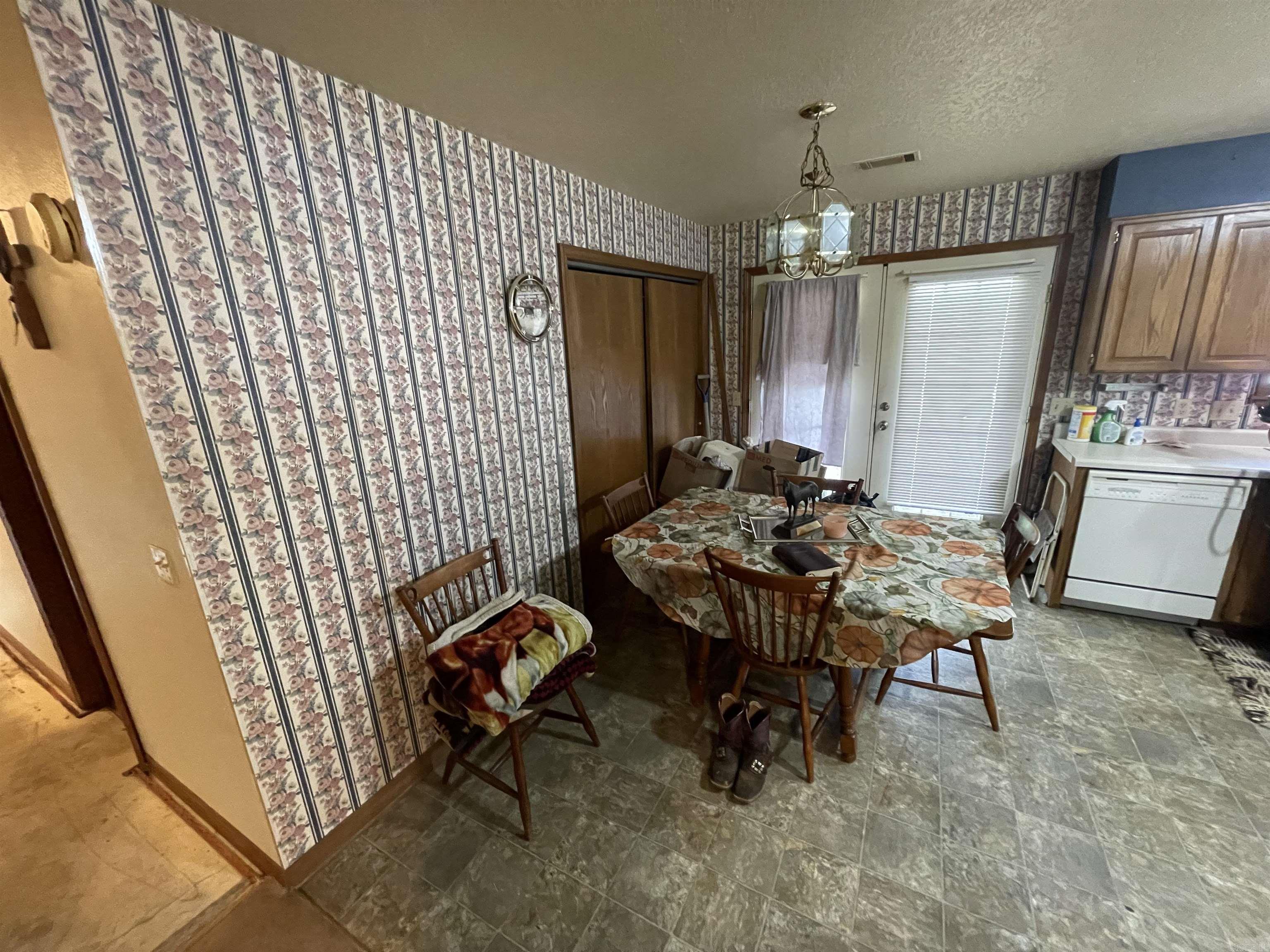 23721 E Highway 10  Ola, AR