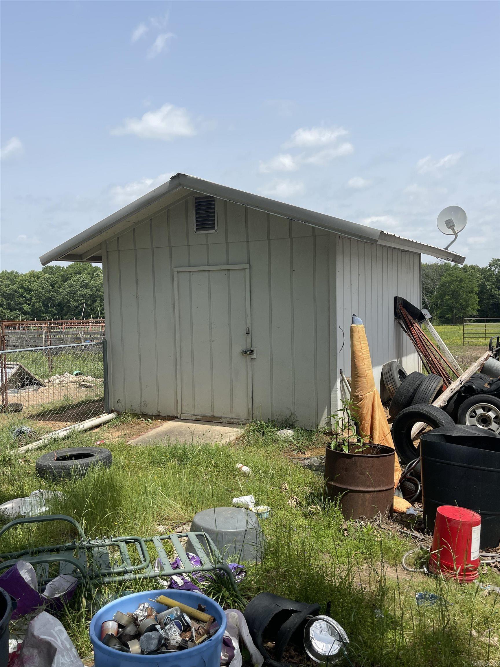 23721 E Highway 10  Ola, AR