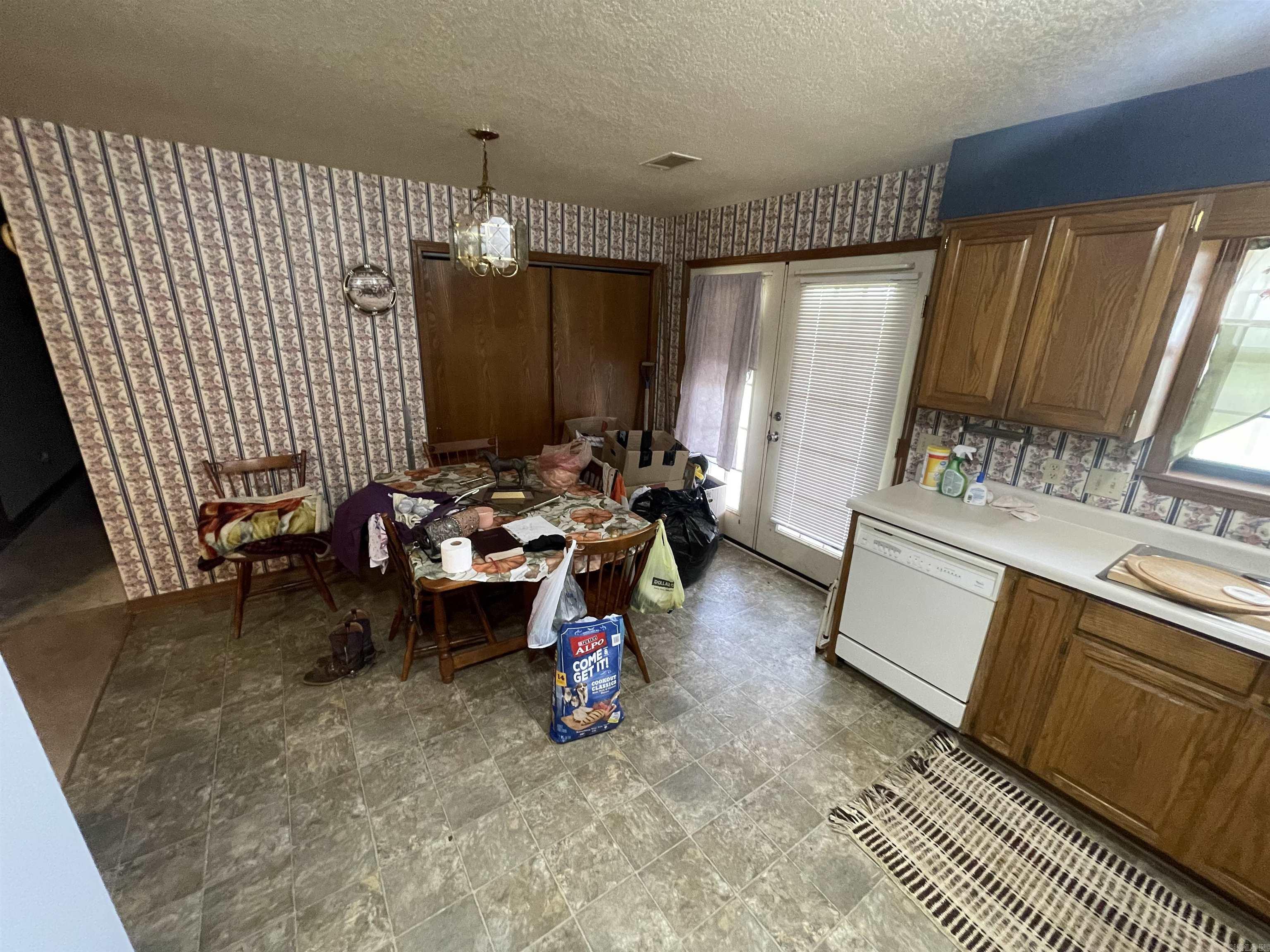 23721 E Highway 10  Ola, AR