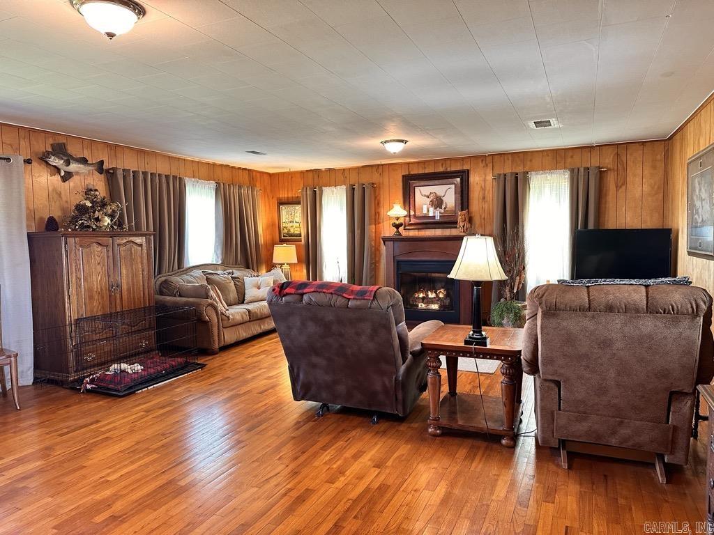 1007  Murphy Road  Norman, AR