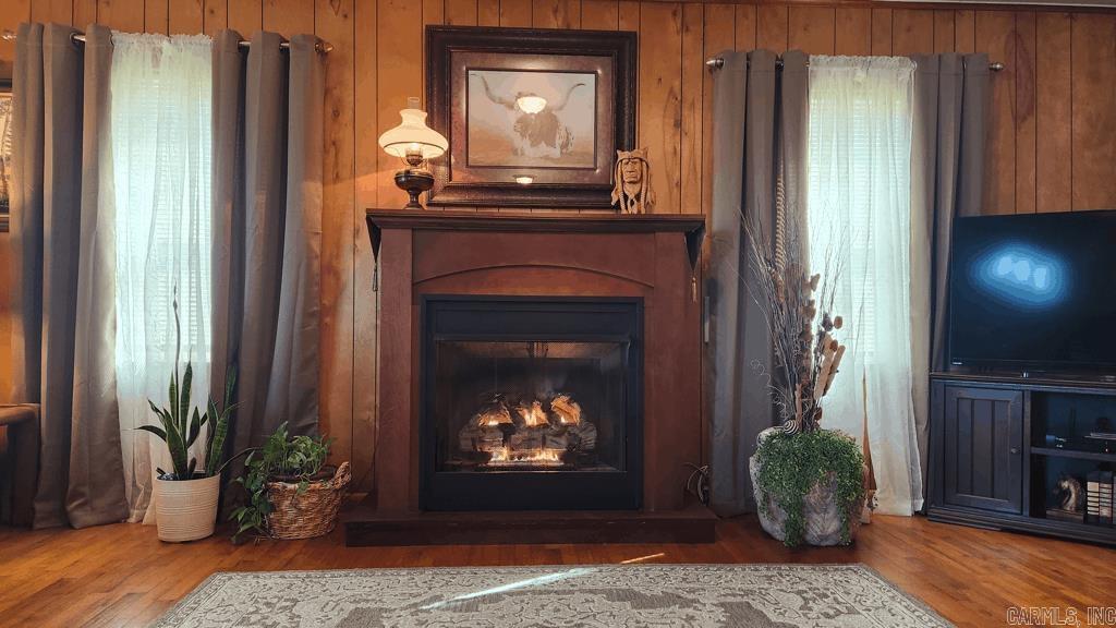 1007  Murphy Road  Norman, AR