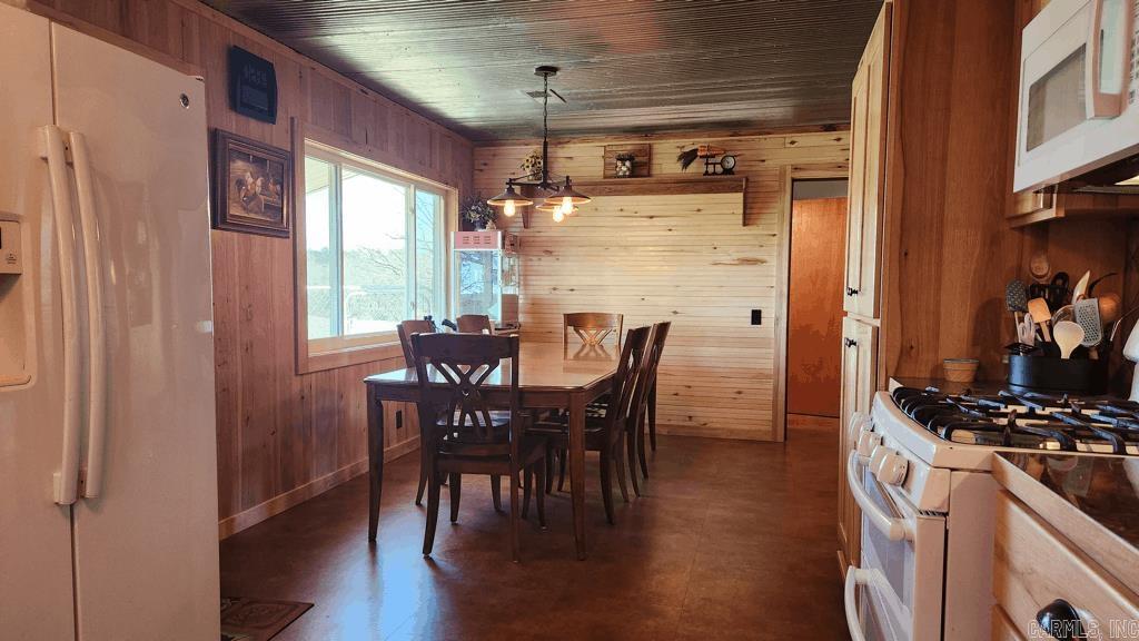 1007  Murphy Road  Norman, AR