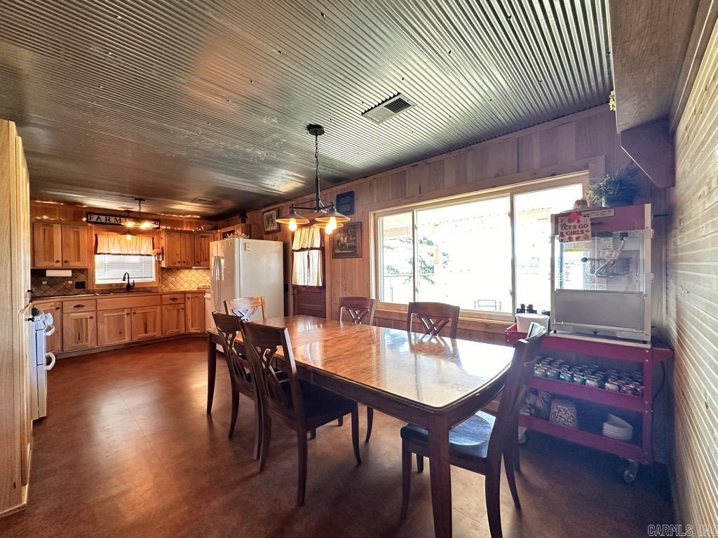 1007  Murphy Road  Norman, AR