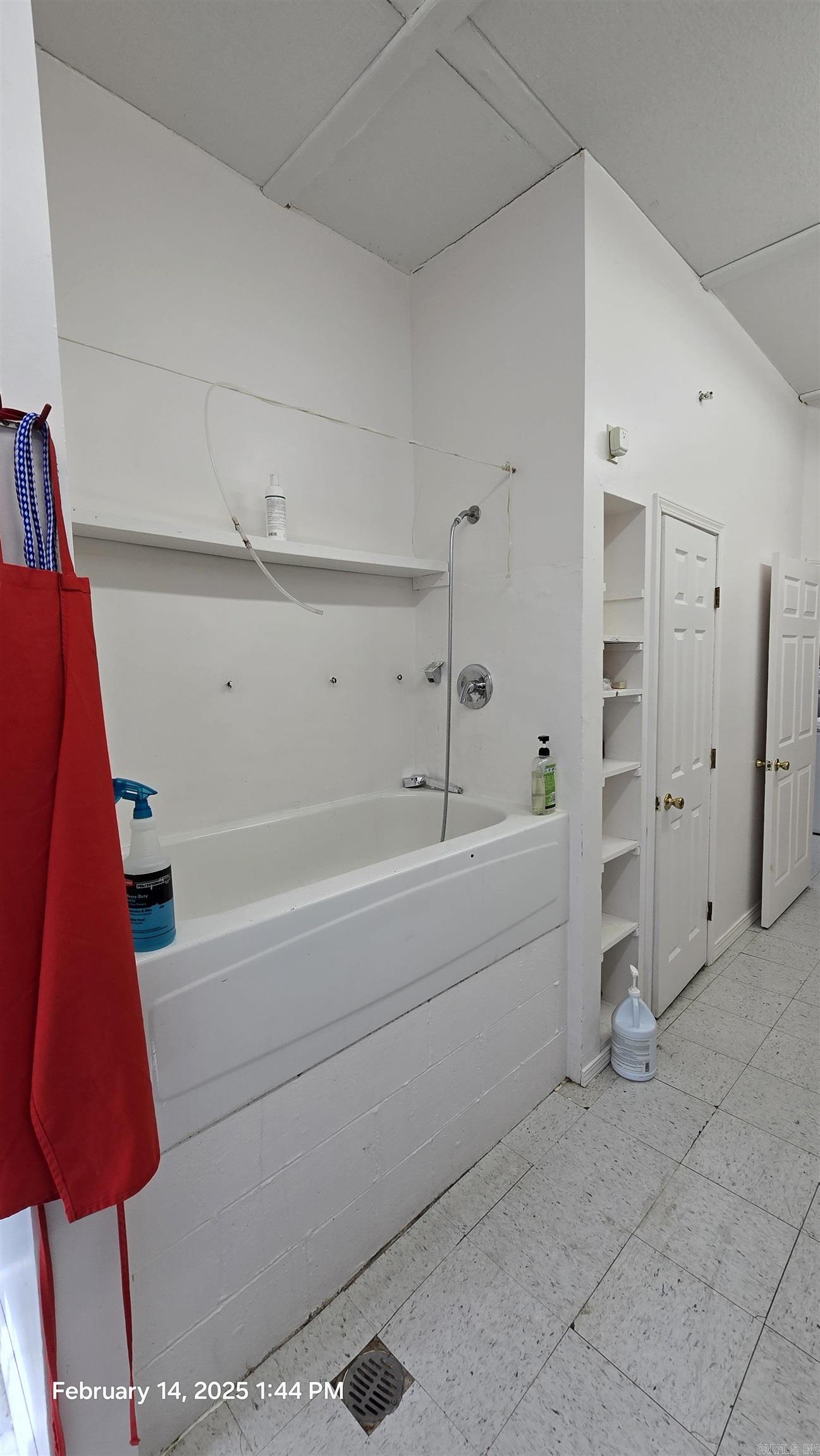 15158 E AR-16  Fairfield Bay, AR