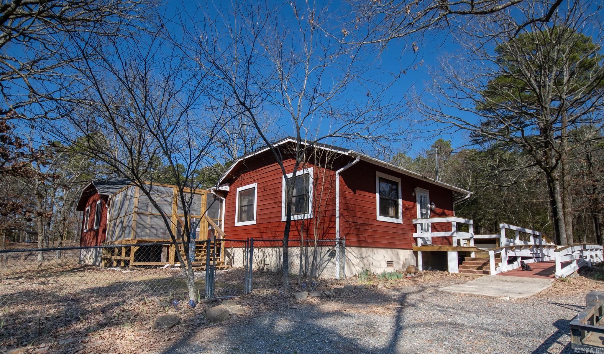 162  Pioneer Ln  Mena, AR