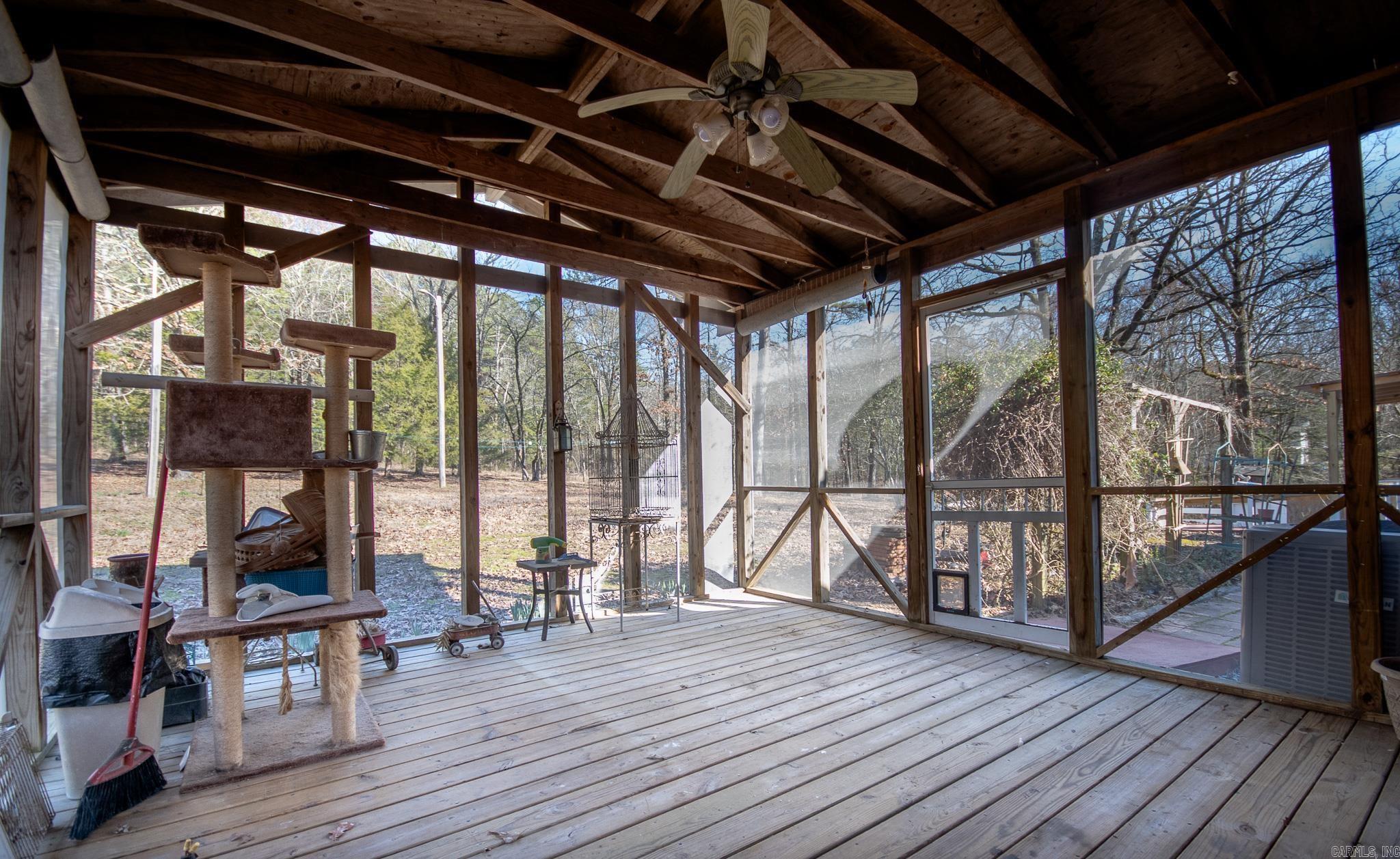 162  Pioneer Ln  Mena, AR