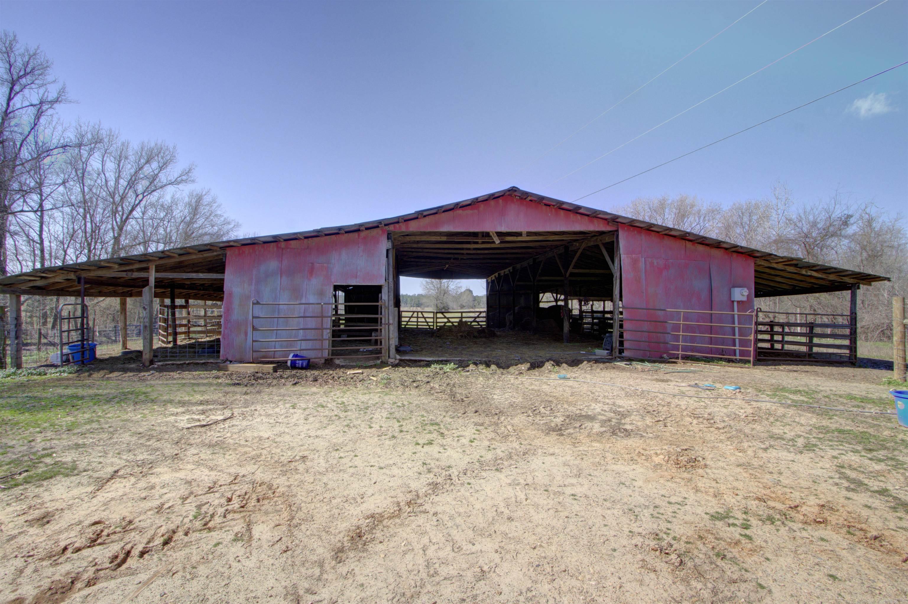 4580 County Road 34 Doddridge, AR 71834