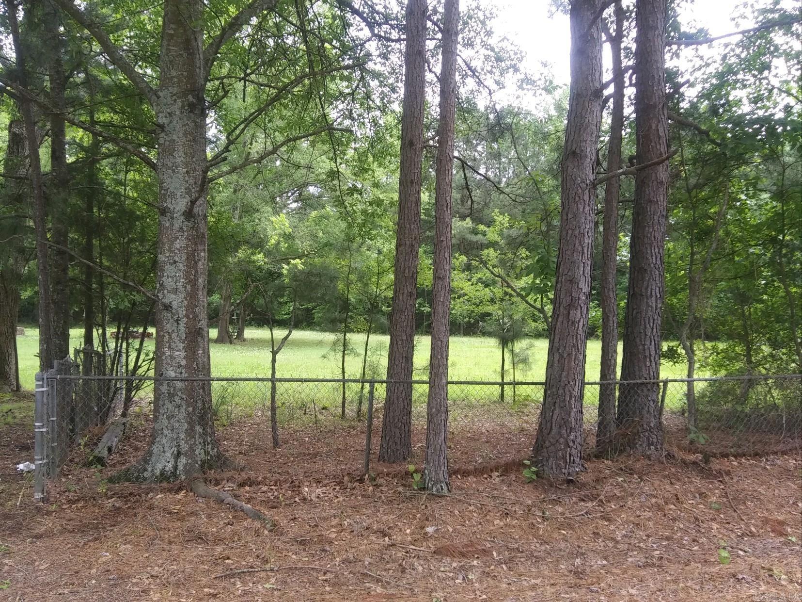  E Hensley RD.  Hensley, AR