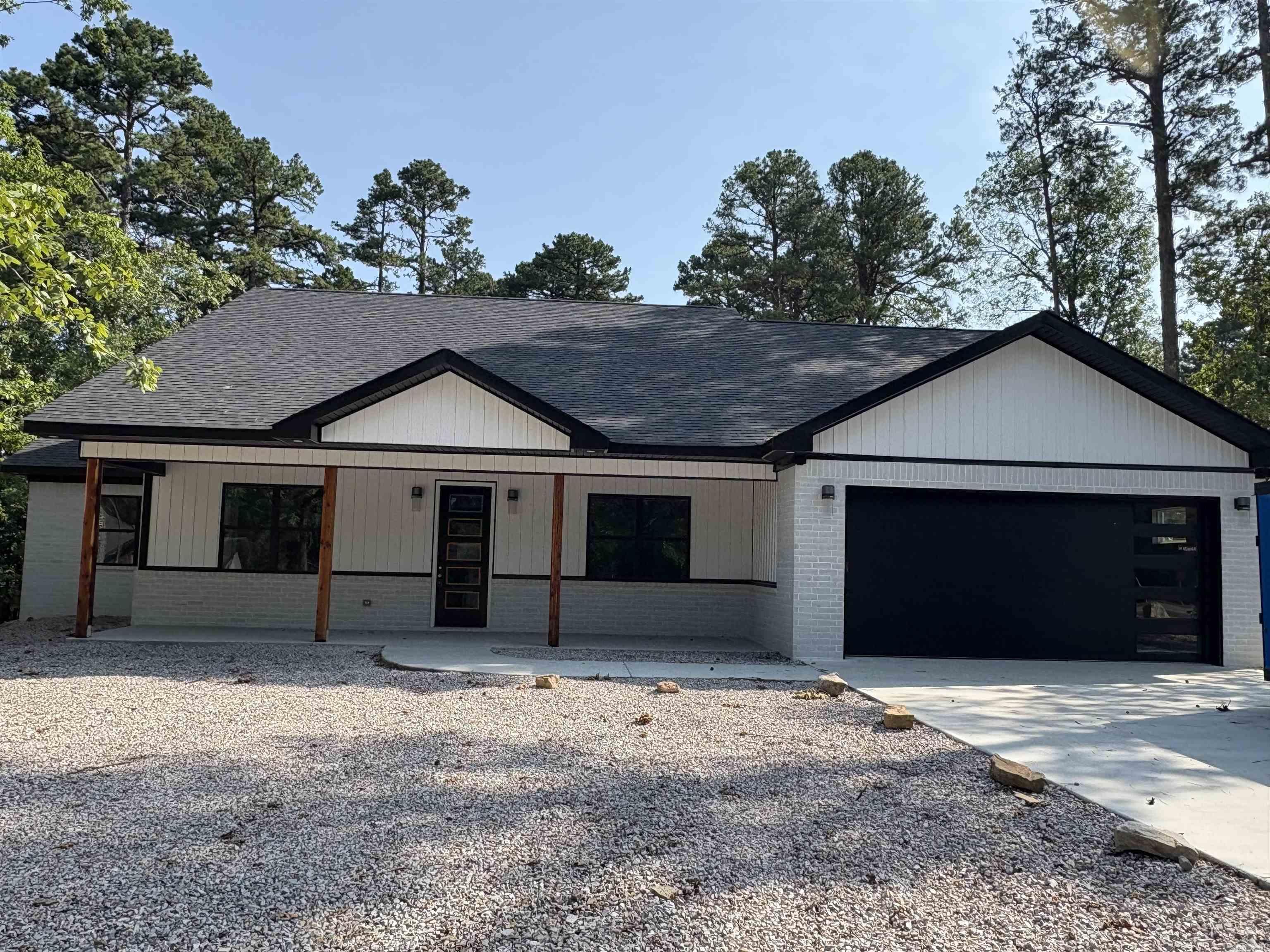 52 ALICANTE Road Hot Springs Village, AR 71909