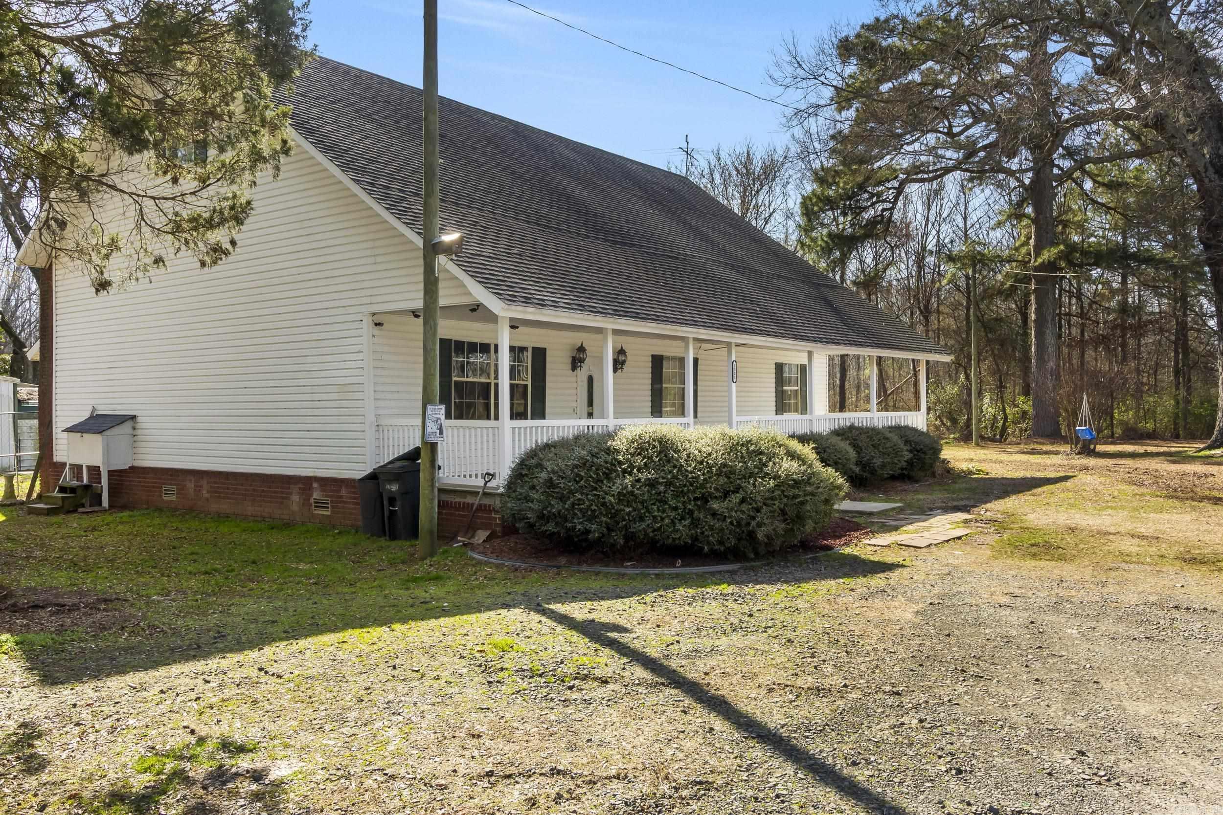 1303 Highway 236 E Lonoke, AR 72086