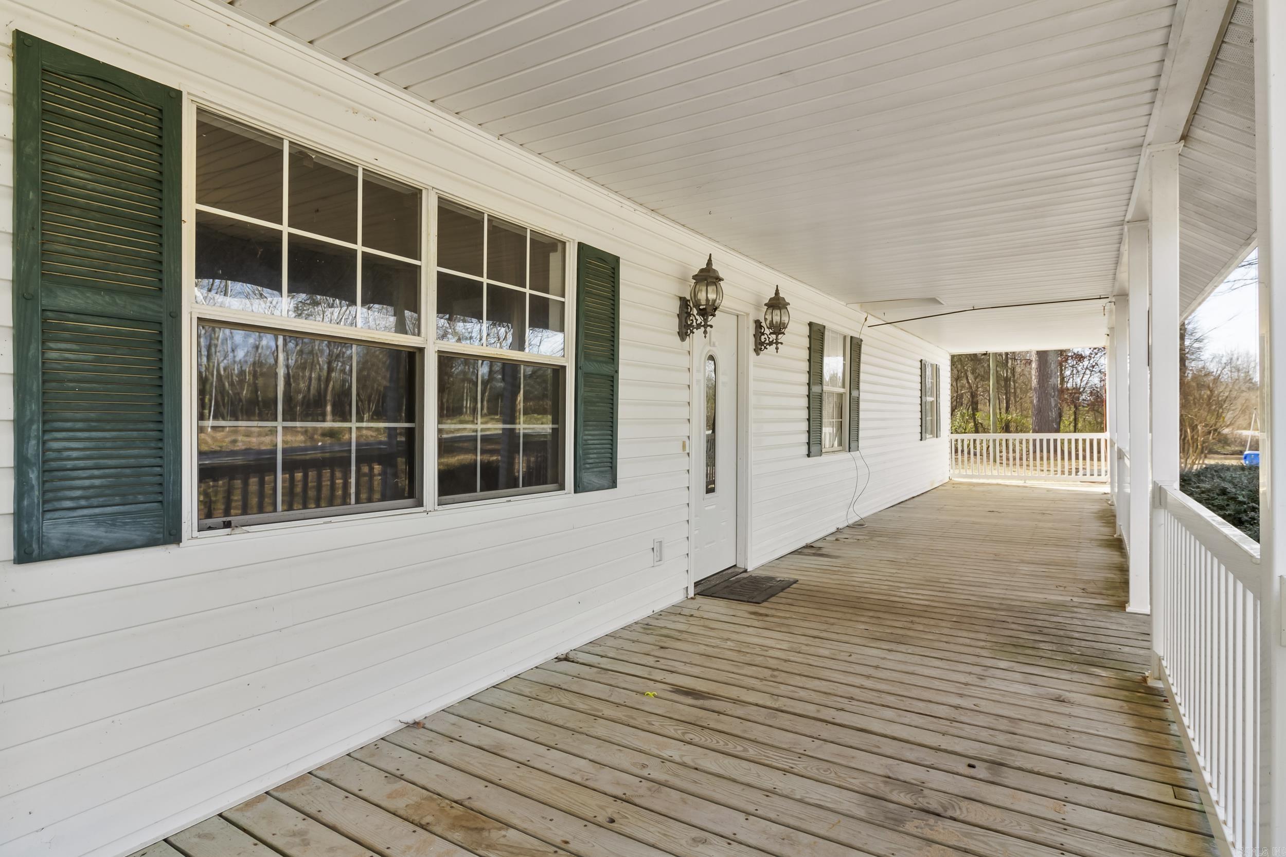 1303 Highway 236 E Lonoke, AR 72086