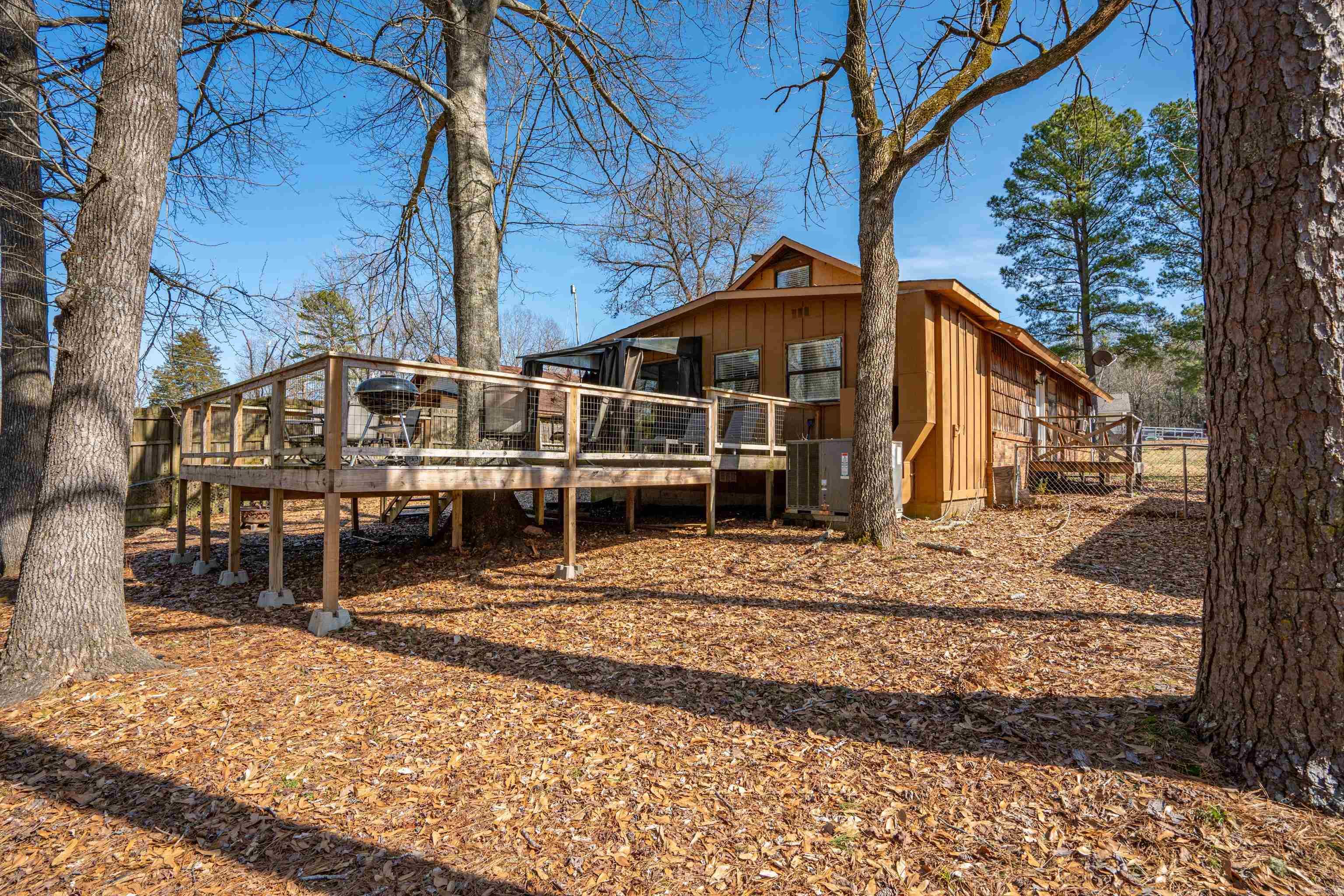 104  Buccaneer  Hot Springs National Park, AR