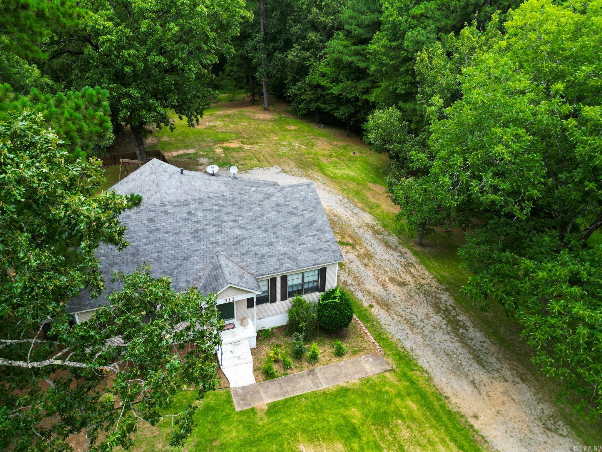 312 W College  Monticello, AR