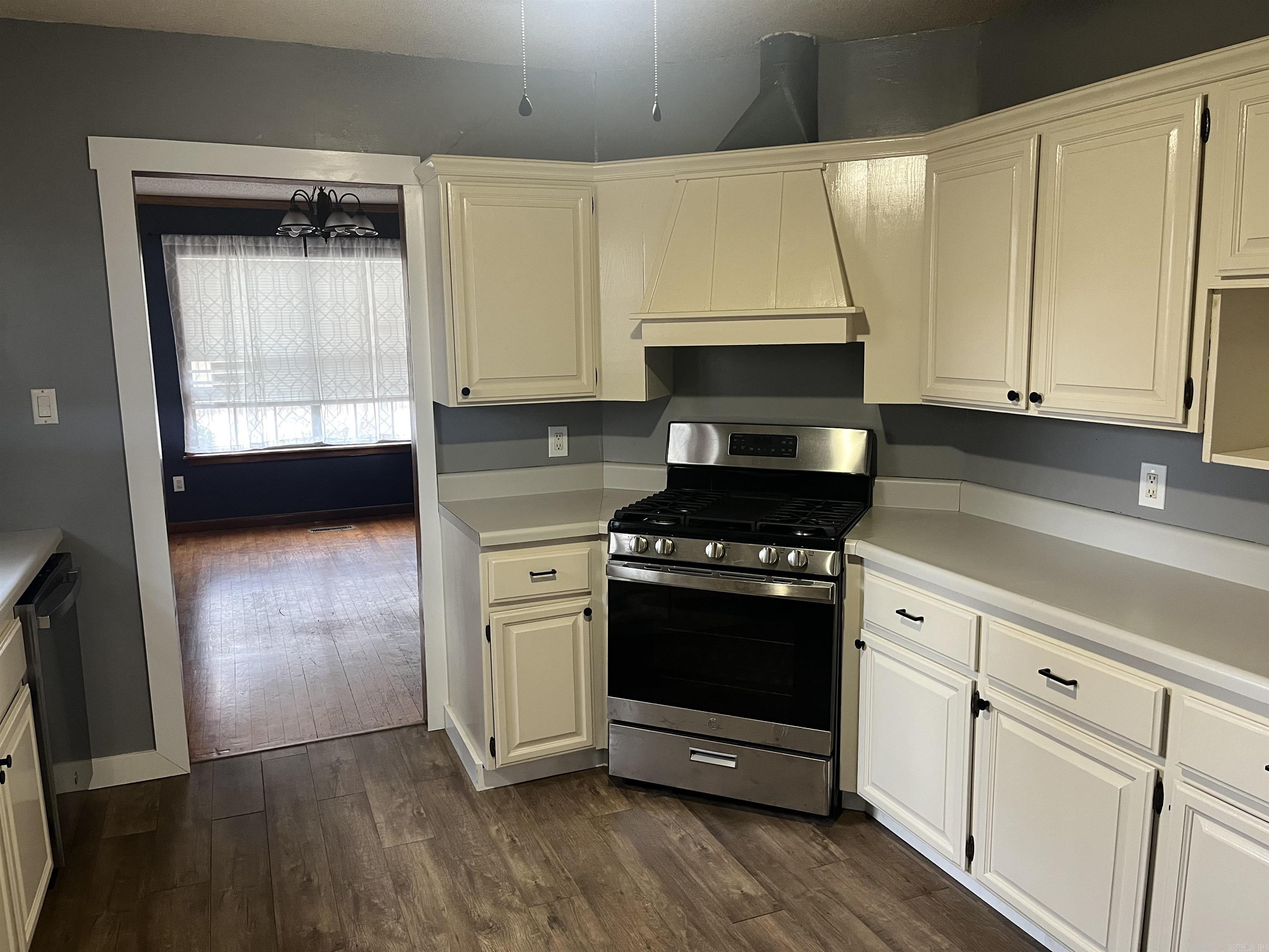 312 W College  Monticello, AR