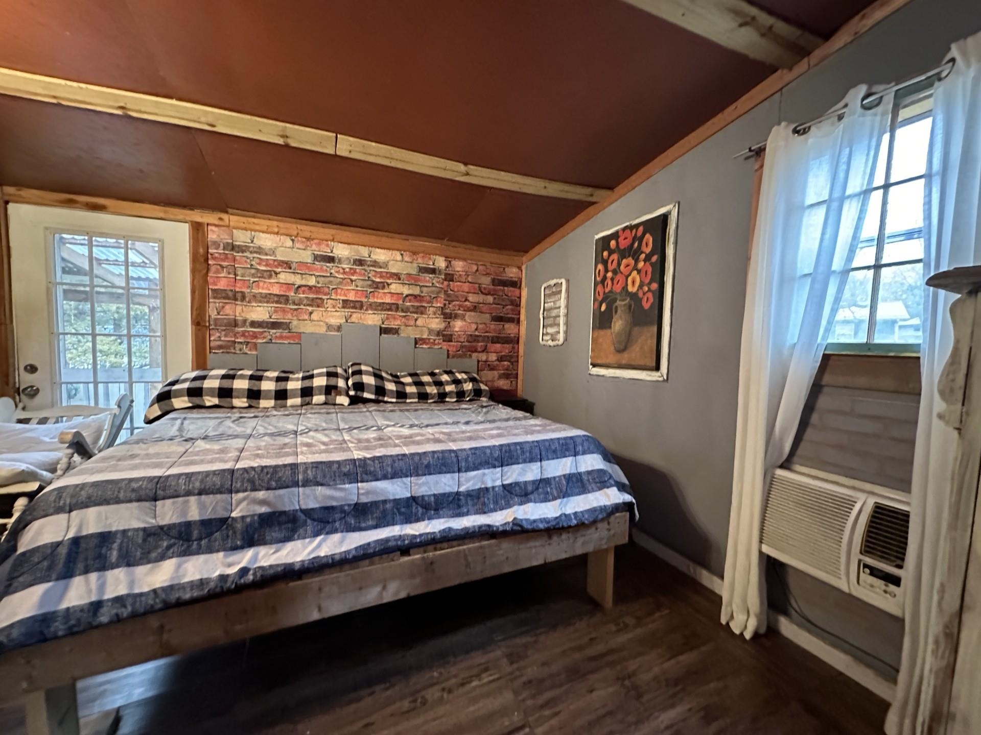 8413  Sagamore Loop  Harrison, AR