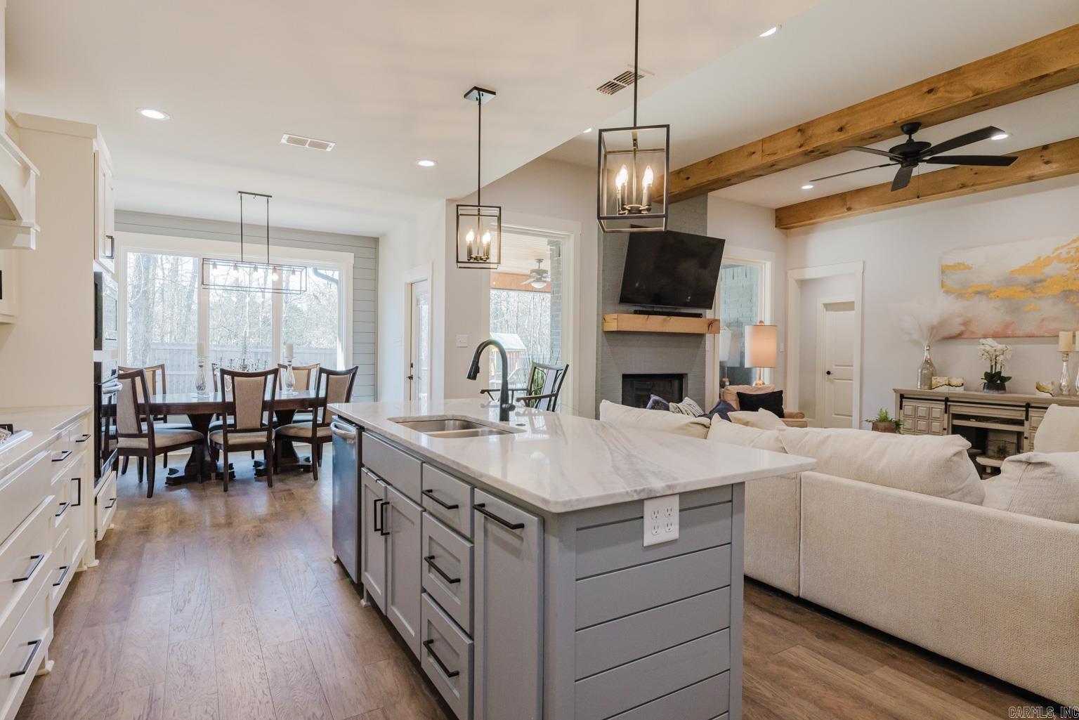 7229  HAVENWOOD  Benton, AR
