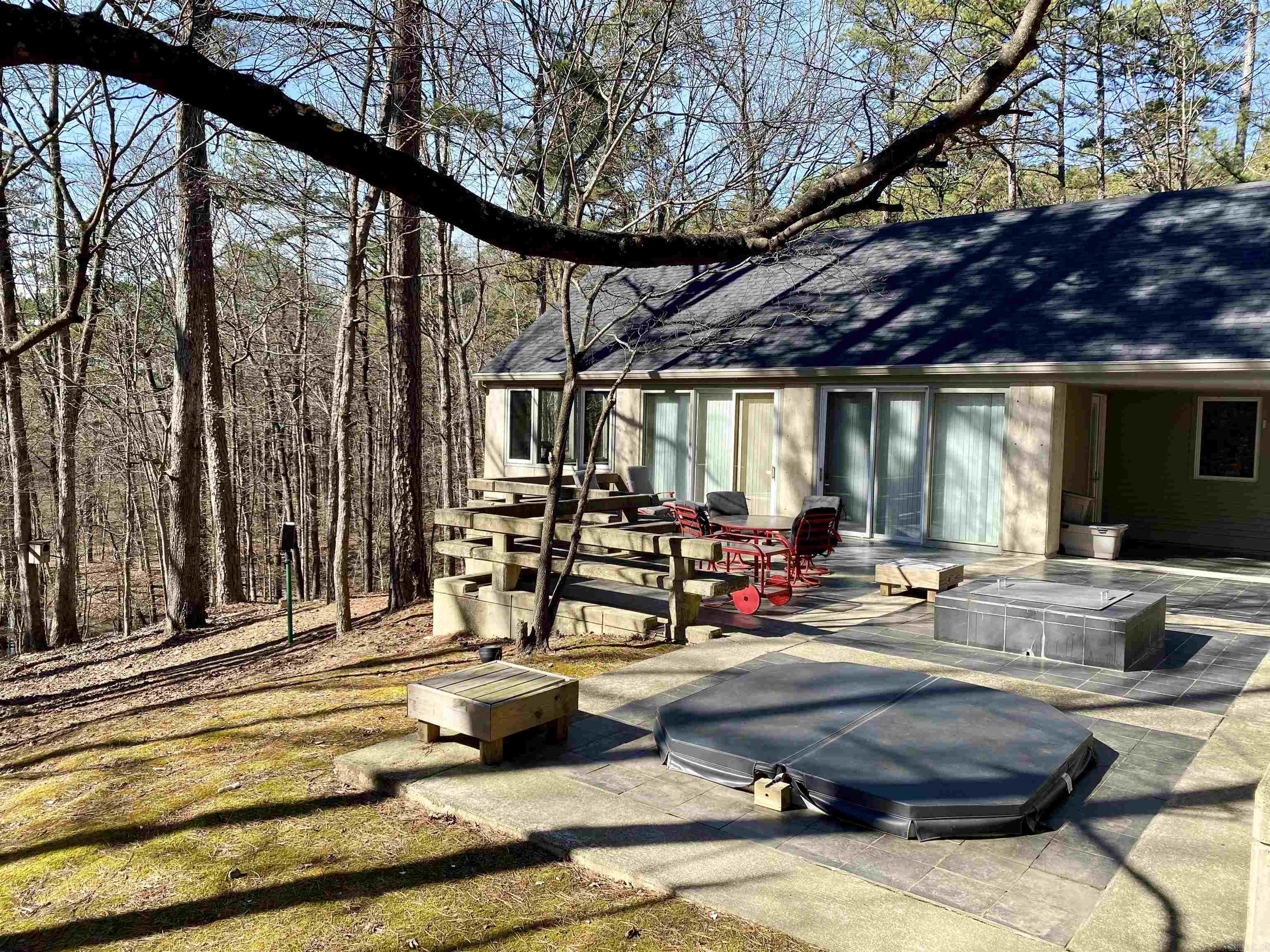 19  Southridge  Mount Ida, AR