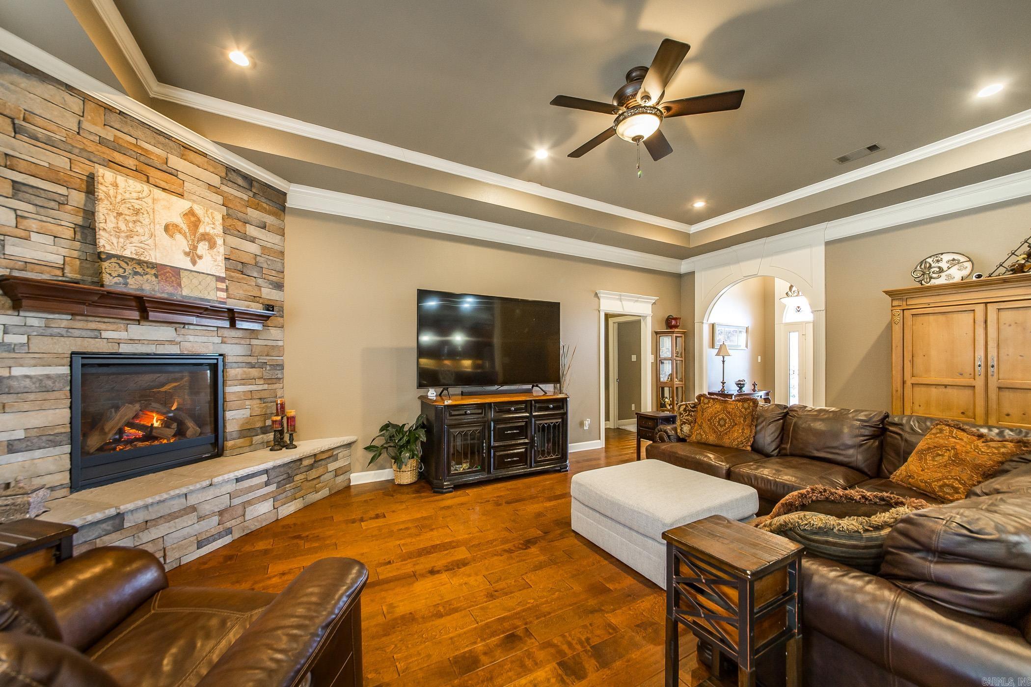 1590  Marquee  Cabot, AR
