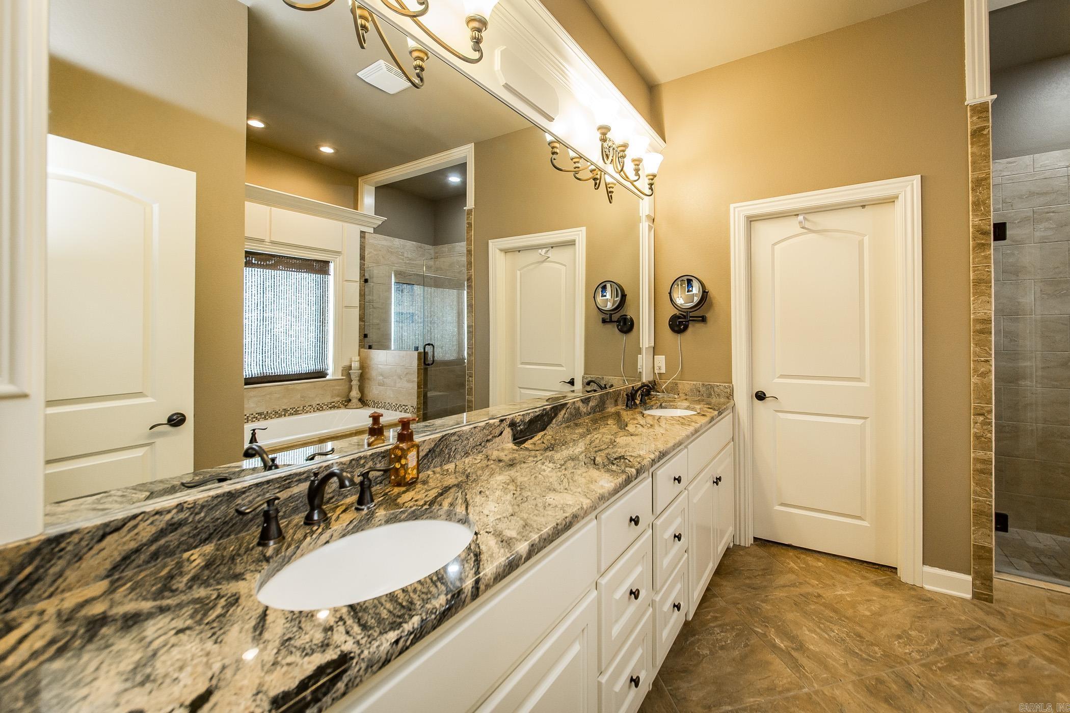 1590  Marquee  Cabot, AR