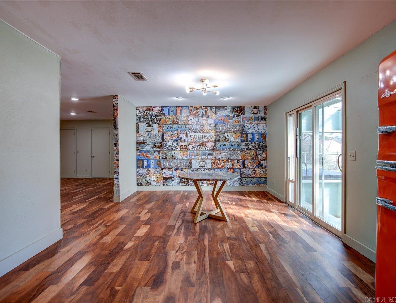 2212  Missouri  Mena, AR
