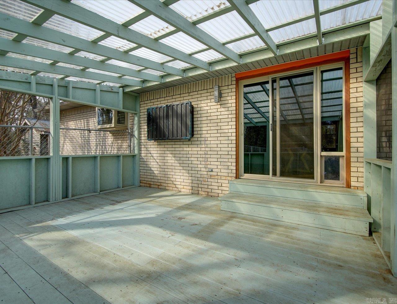 2212  Missouri  Mena, AR