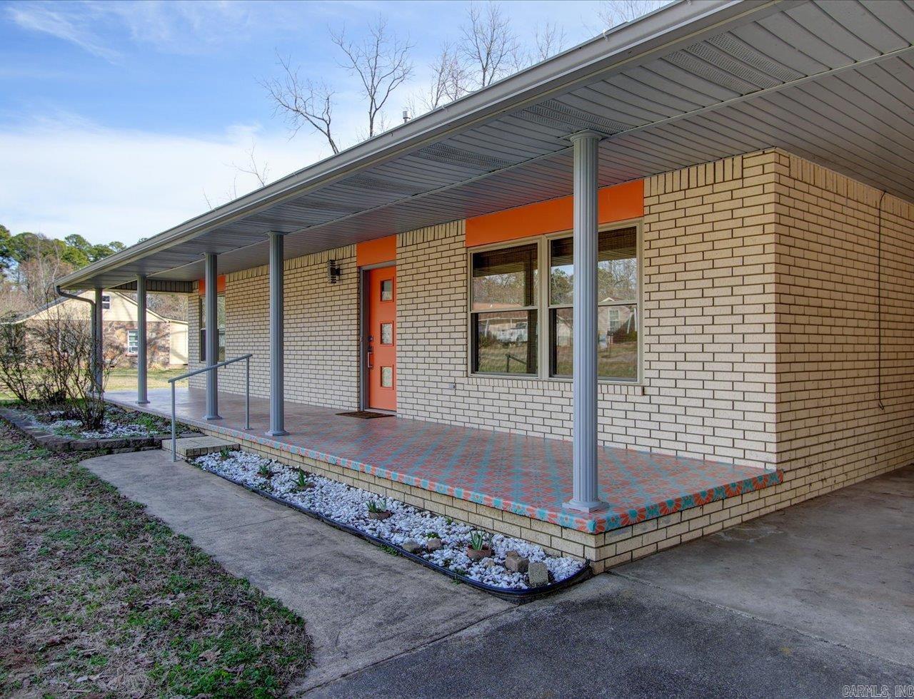 2212  Missouri  Mena, AR