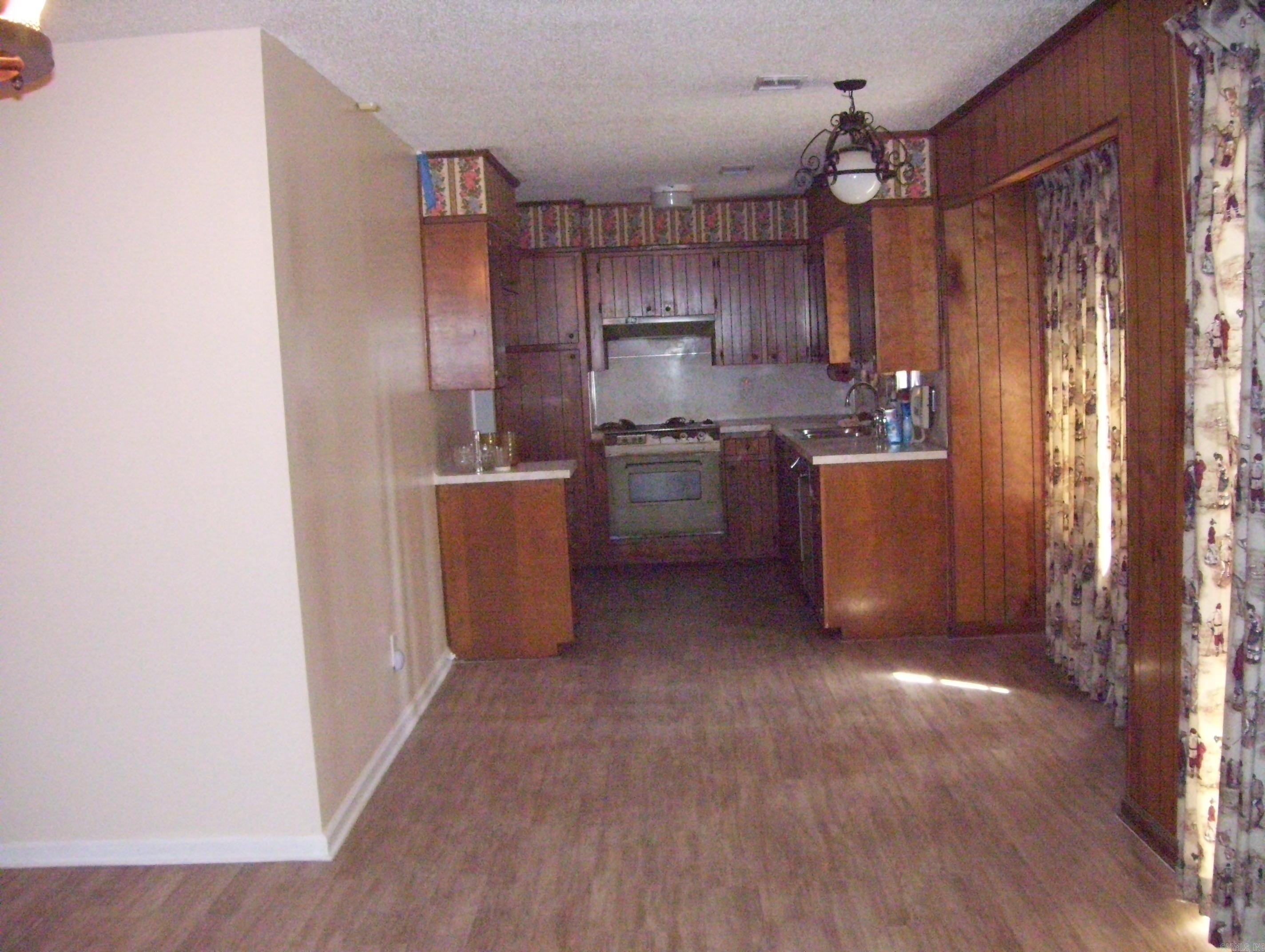 604 E 33rd  Pine Bluff, AR