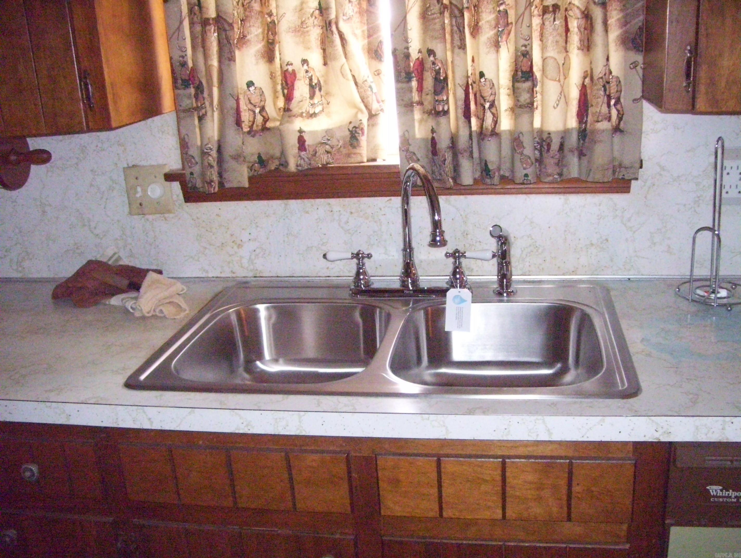 604 E 33rd  Pine Bluff, AR