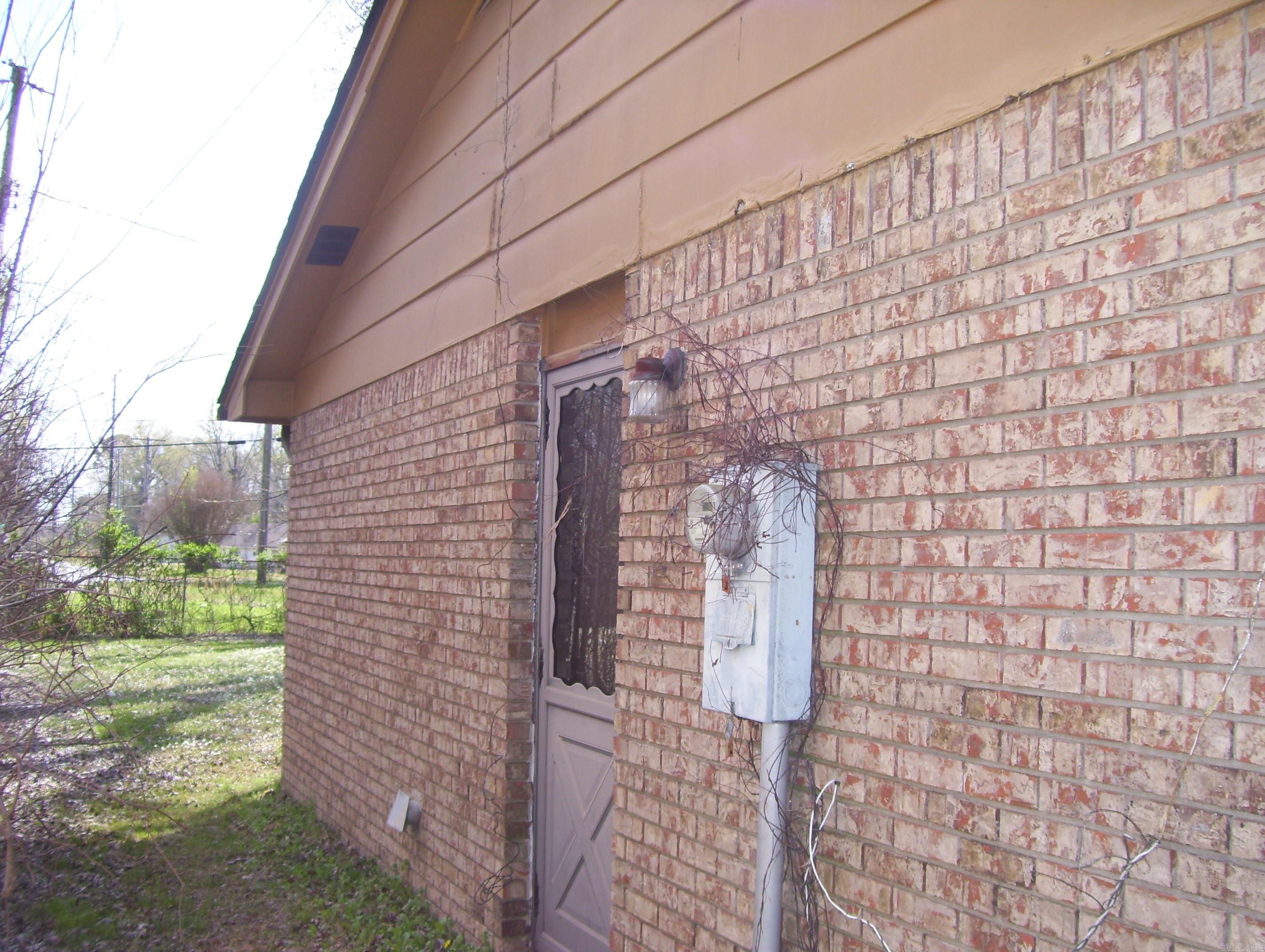 604 E 33rd  Pine Bluff, AR