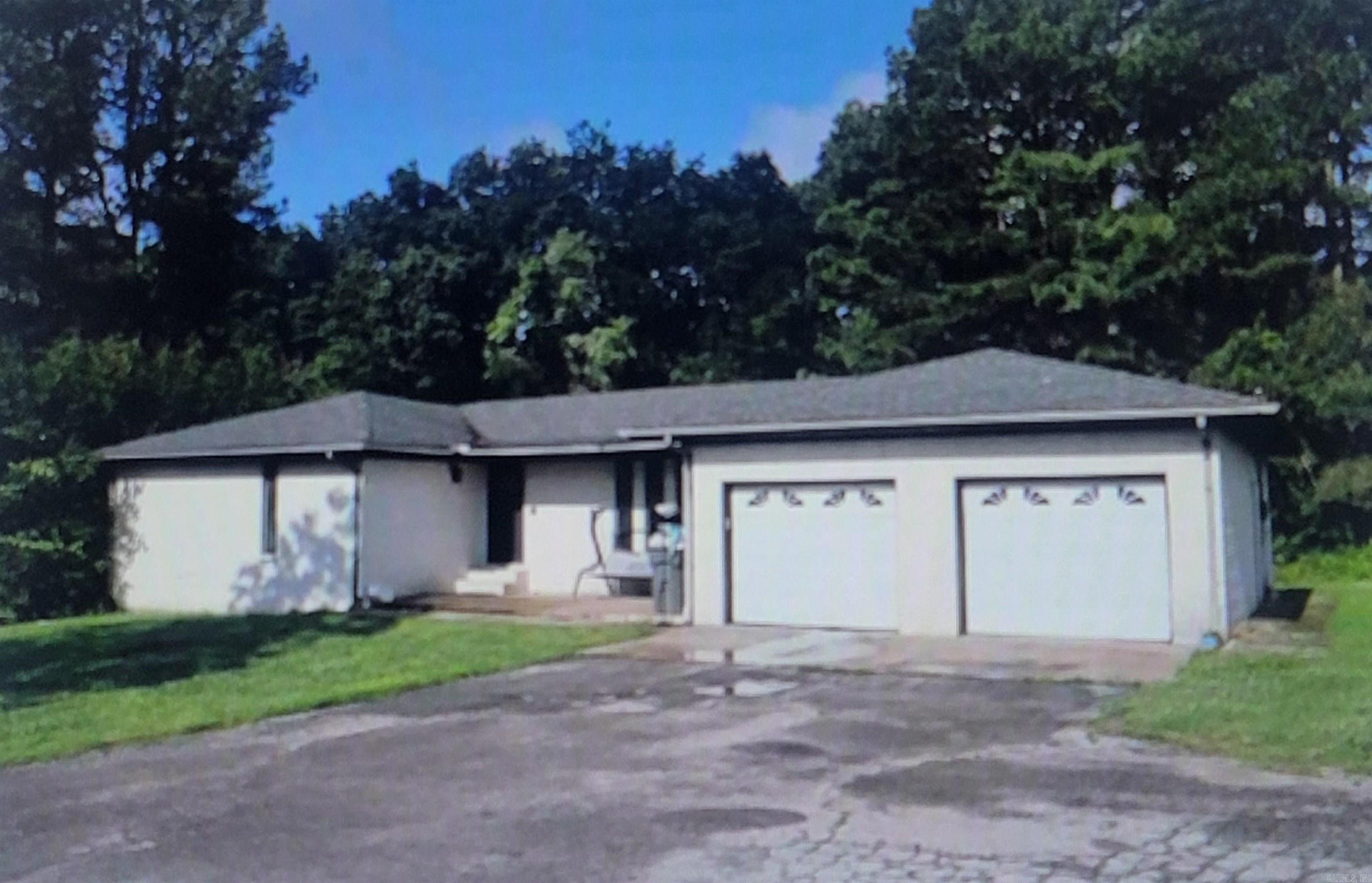 2504  Mockingbird  Paragould, AR