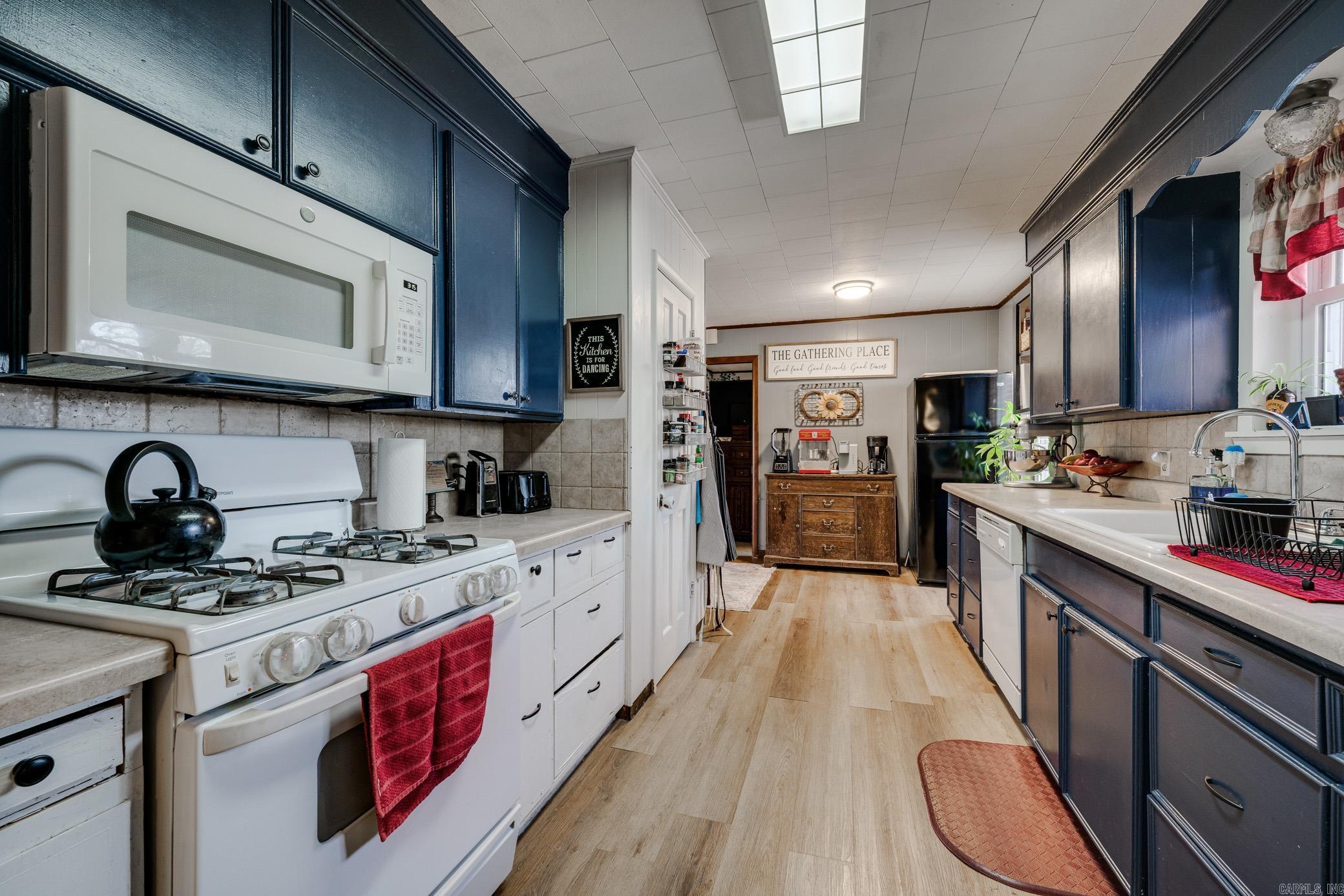 242  Green Valley  Greenbrier, AR