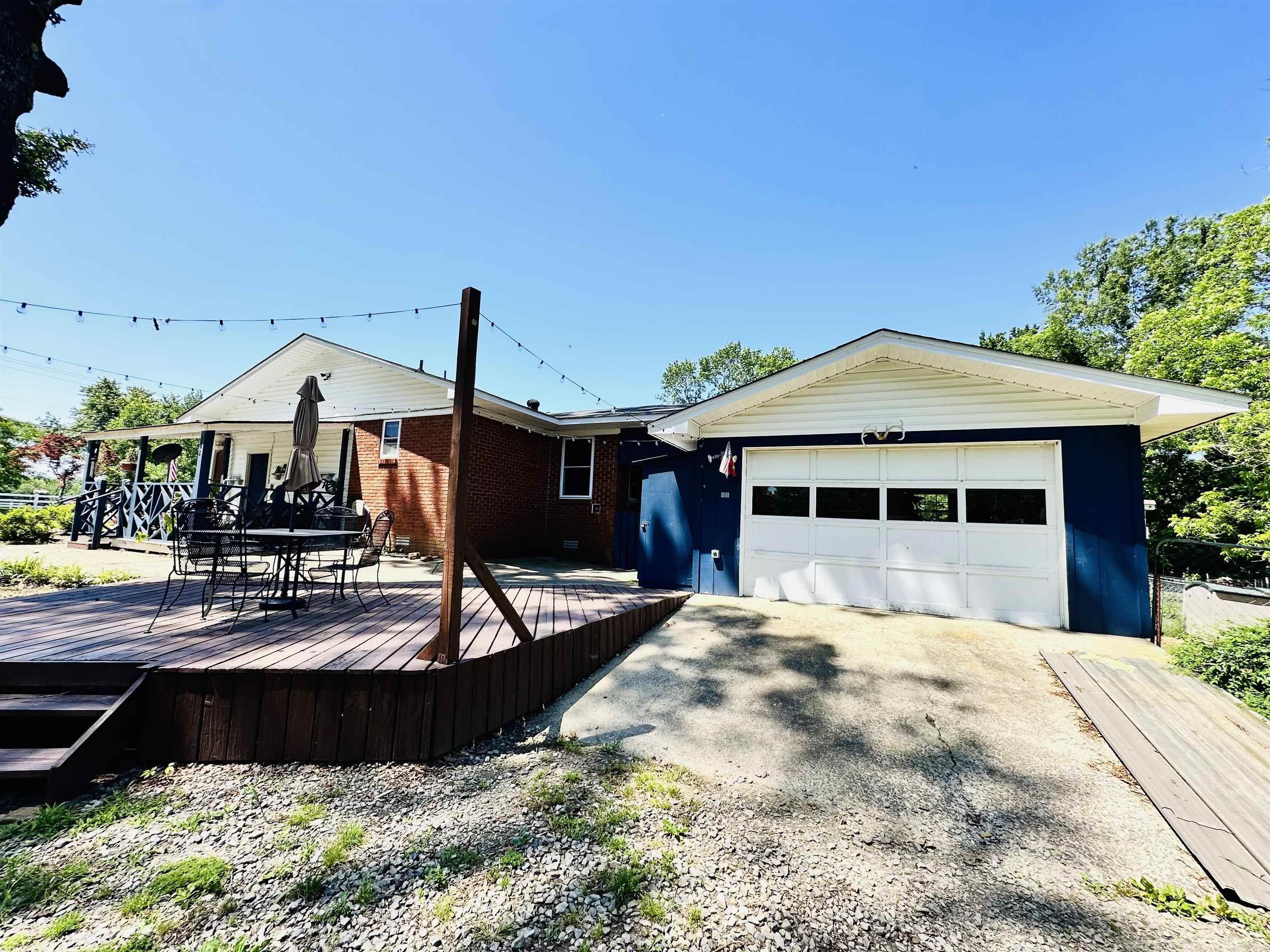 242  Green Valley  Greenbrier, AR