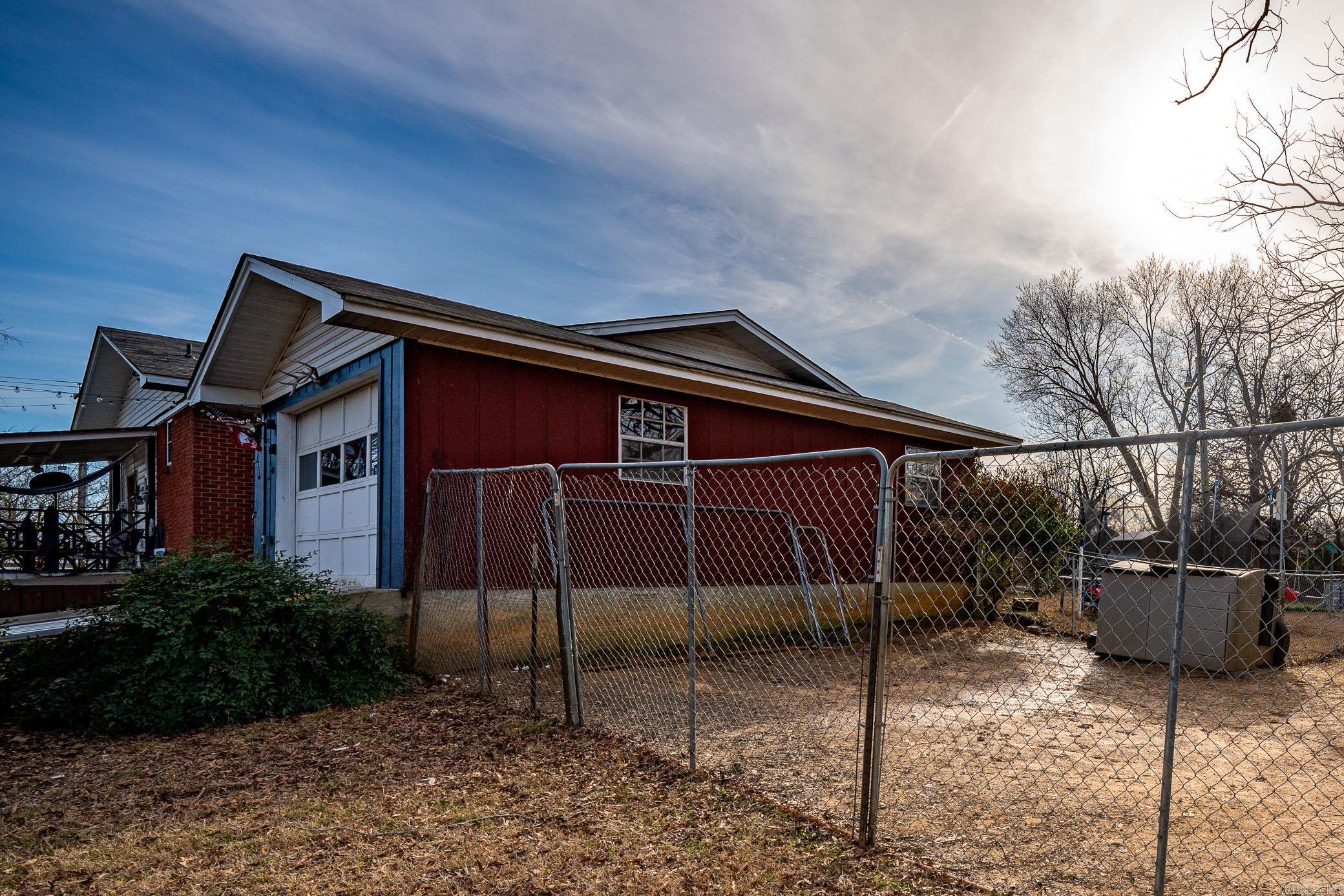 242  Green Valley  Greenbrier, AR