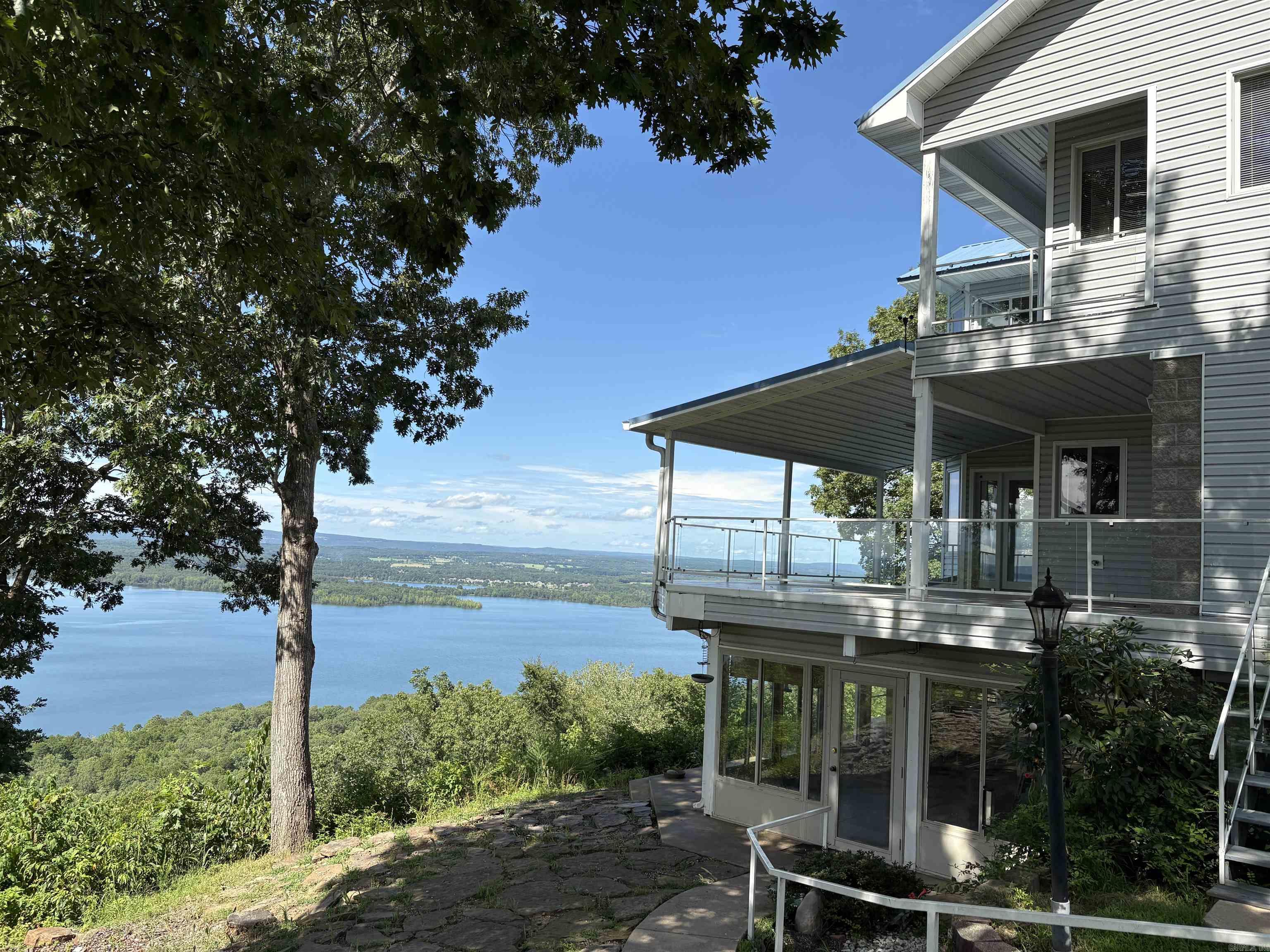 690 Cliffview Quitman, AR 72131