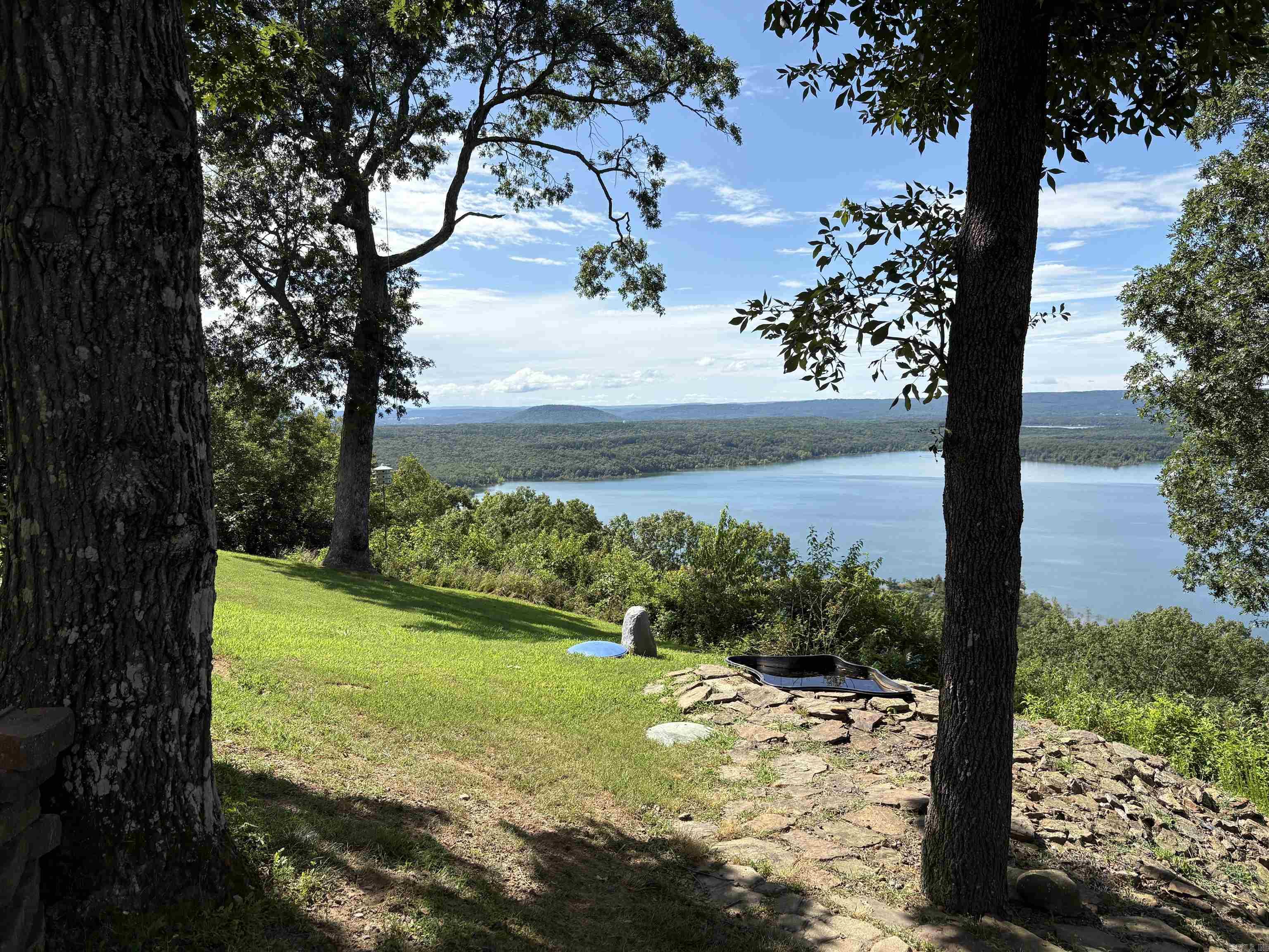 690 Cliffview Quitman, AR 72131