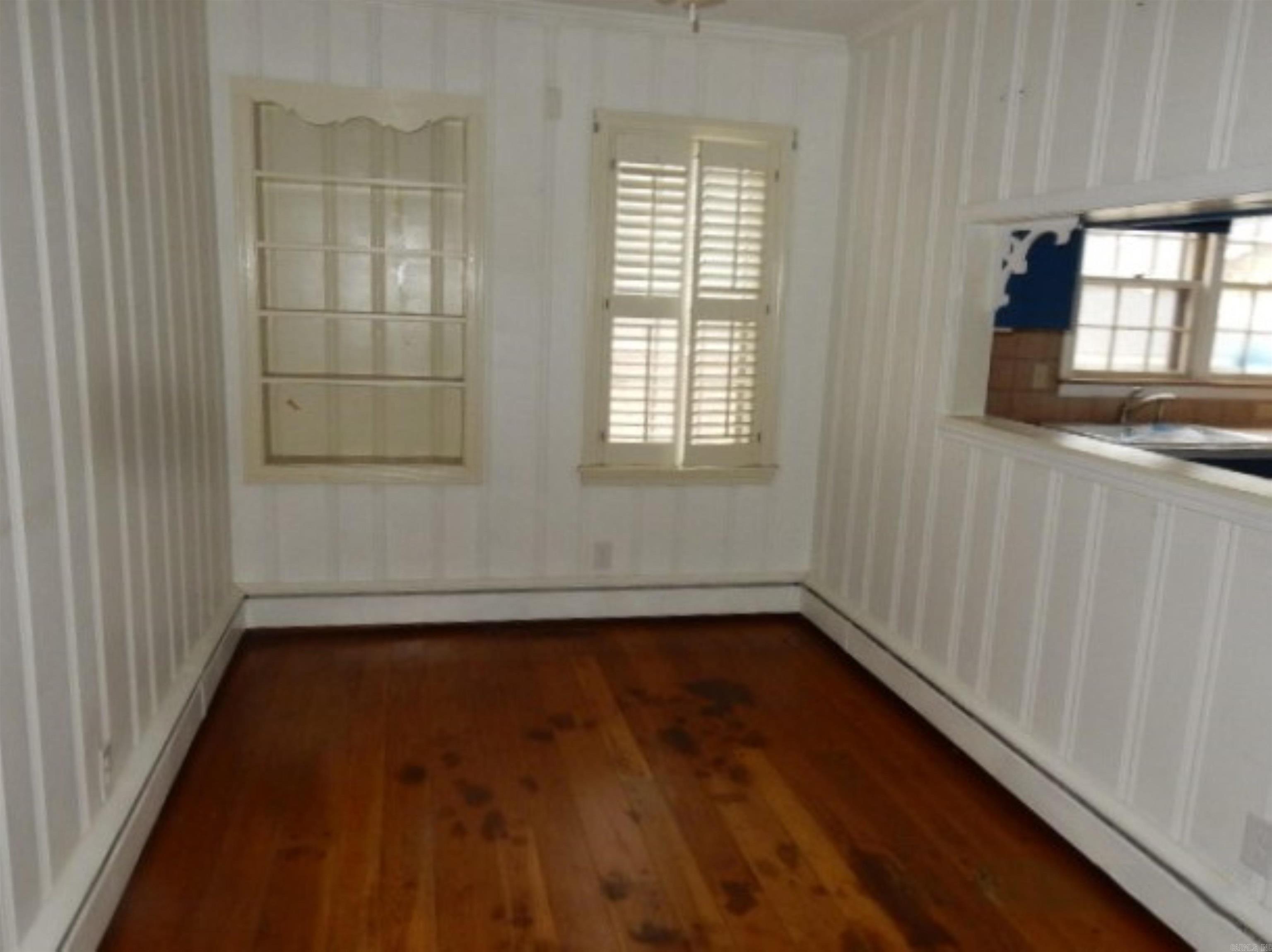 1007 W Main St  Blytheville, AR