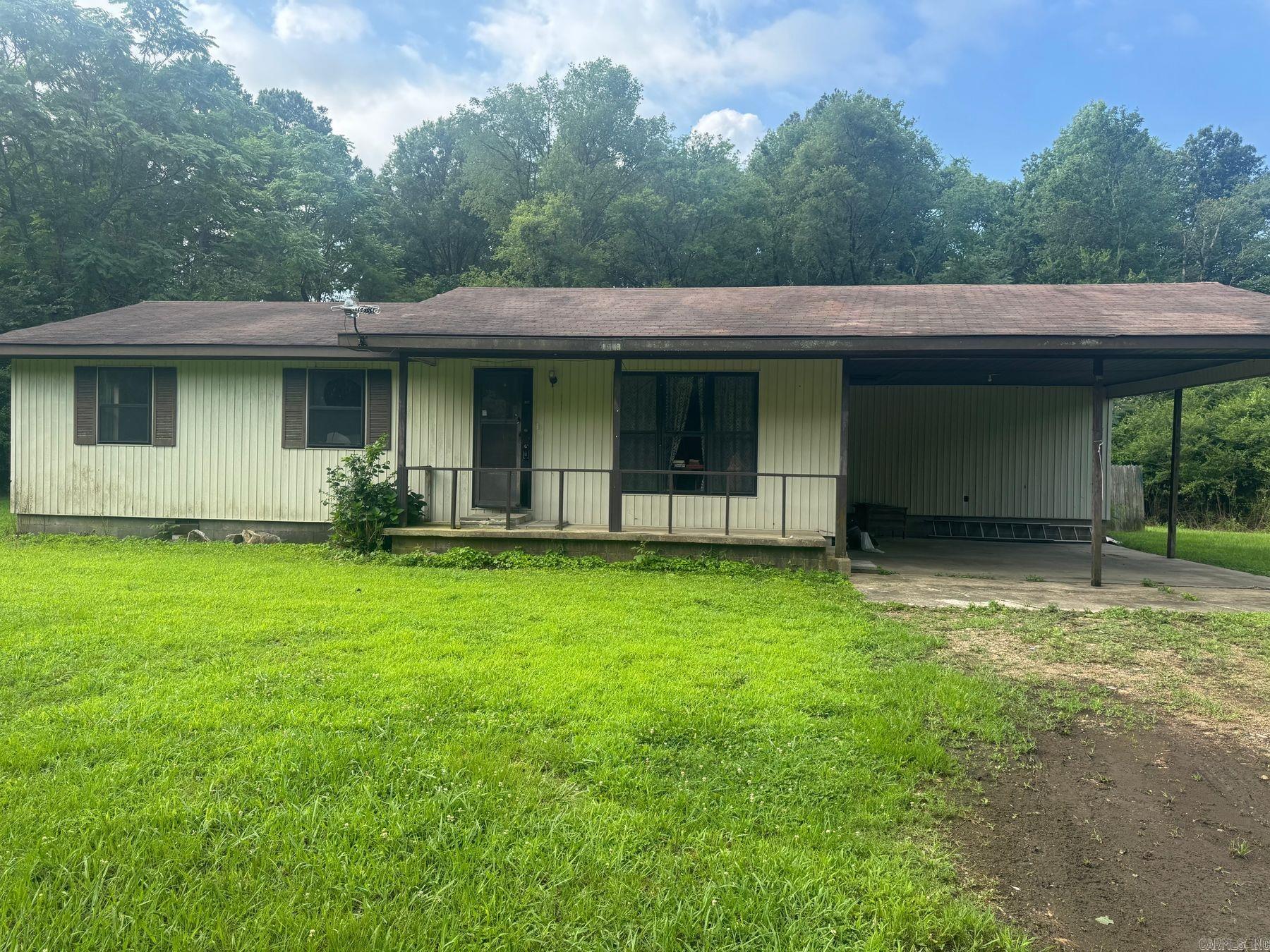 1713 Mountain Pine Road  Hot Springs, AR