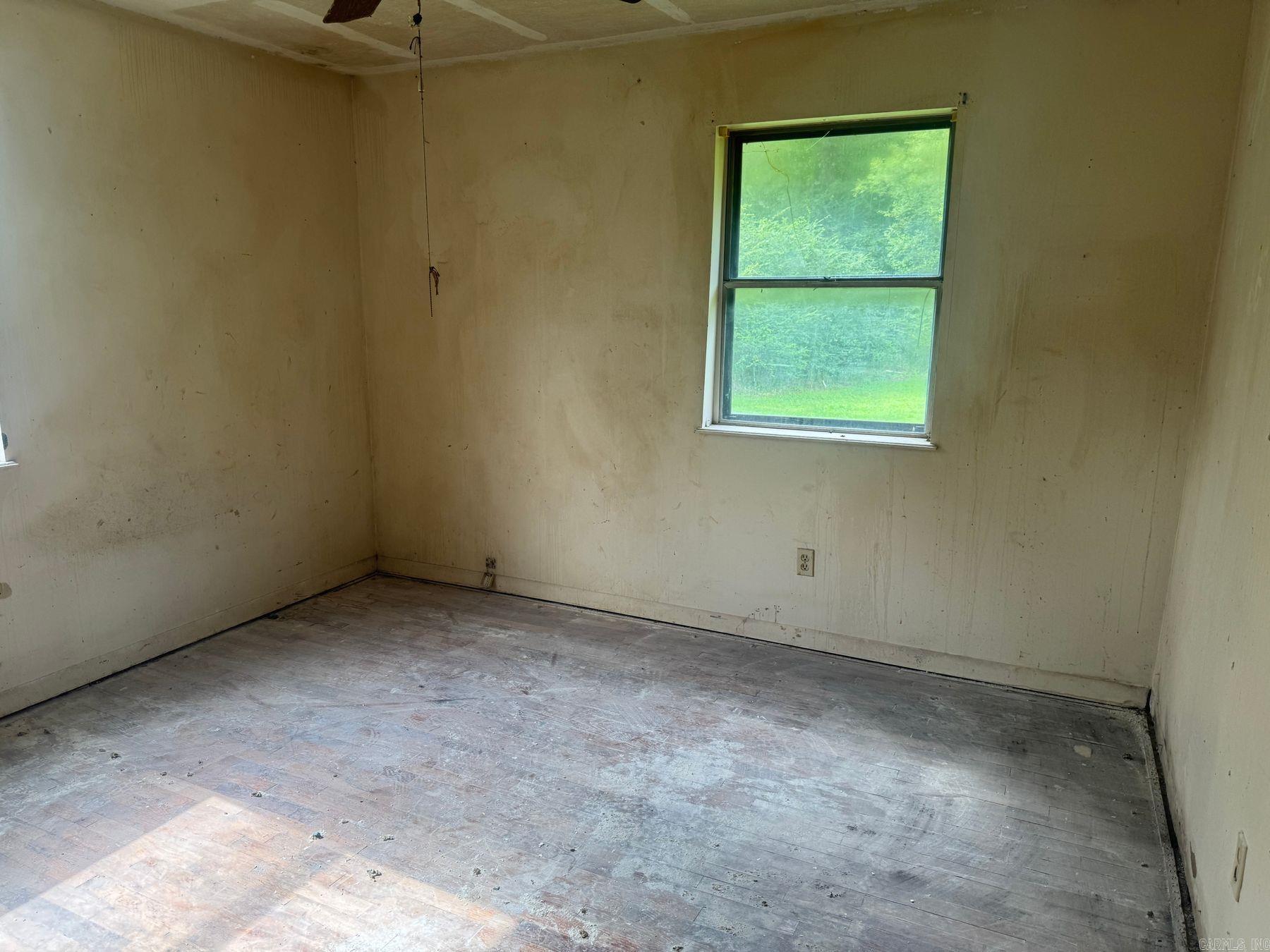 1713 Mountain Pine Road  Hot Springs, AR