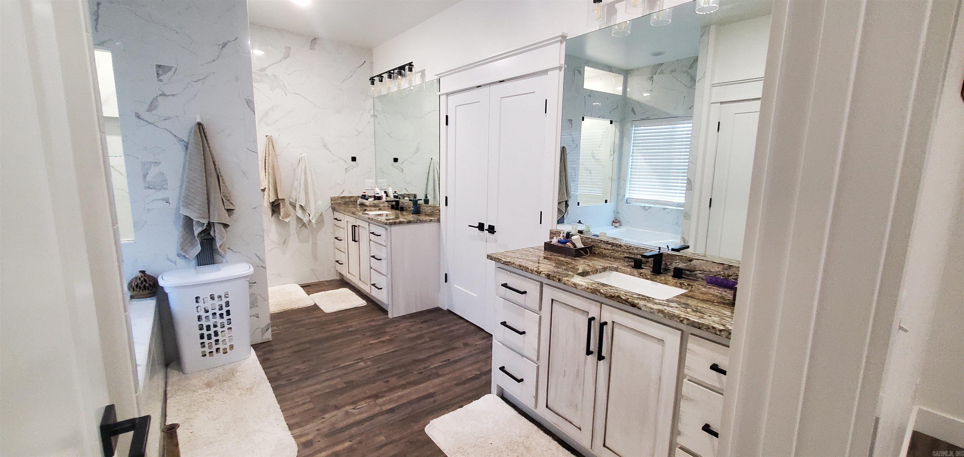 1017A  Shipman Drive  Mountain View, AR