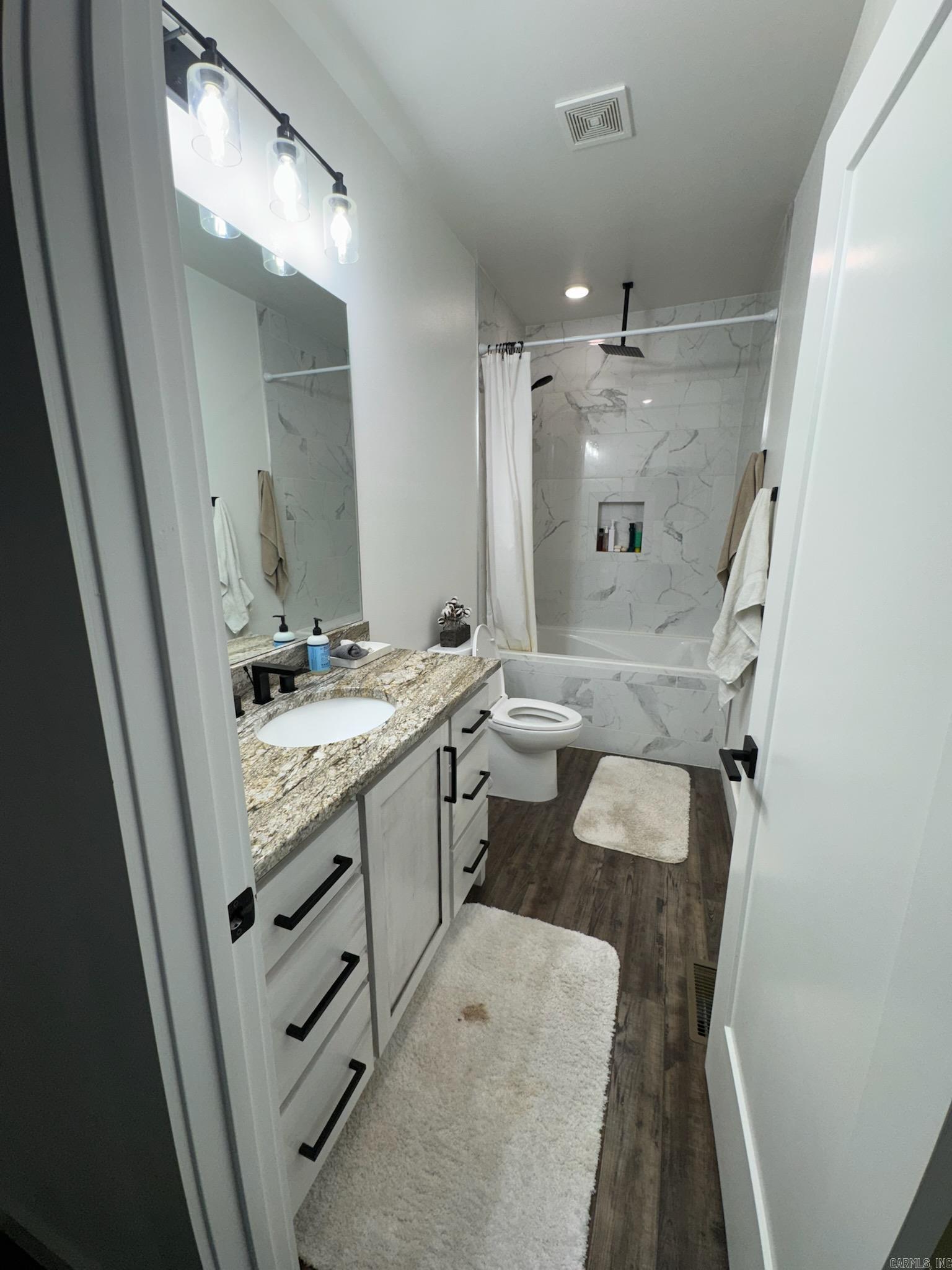 1017A  Shipman Drive  Mountain View, AR