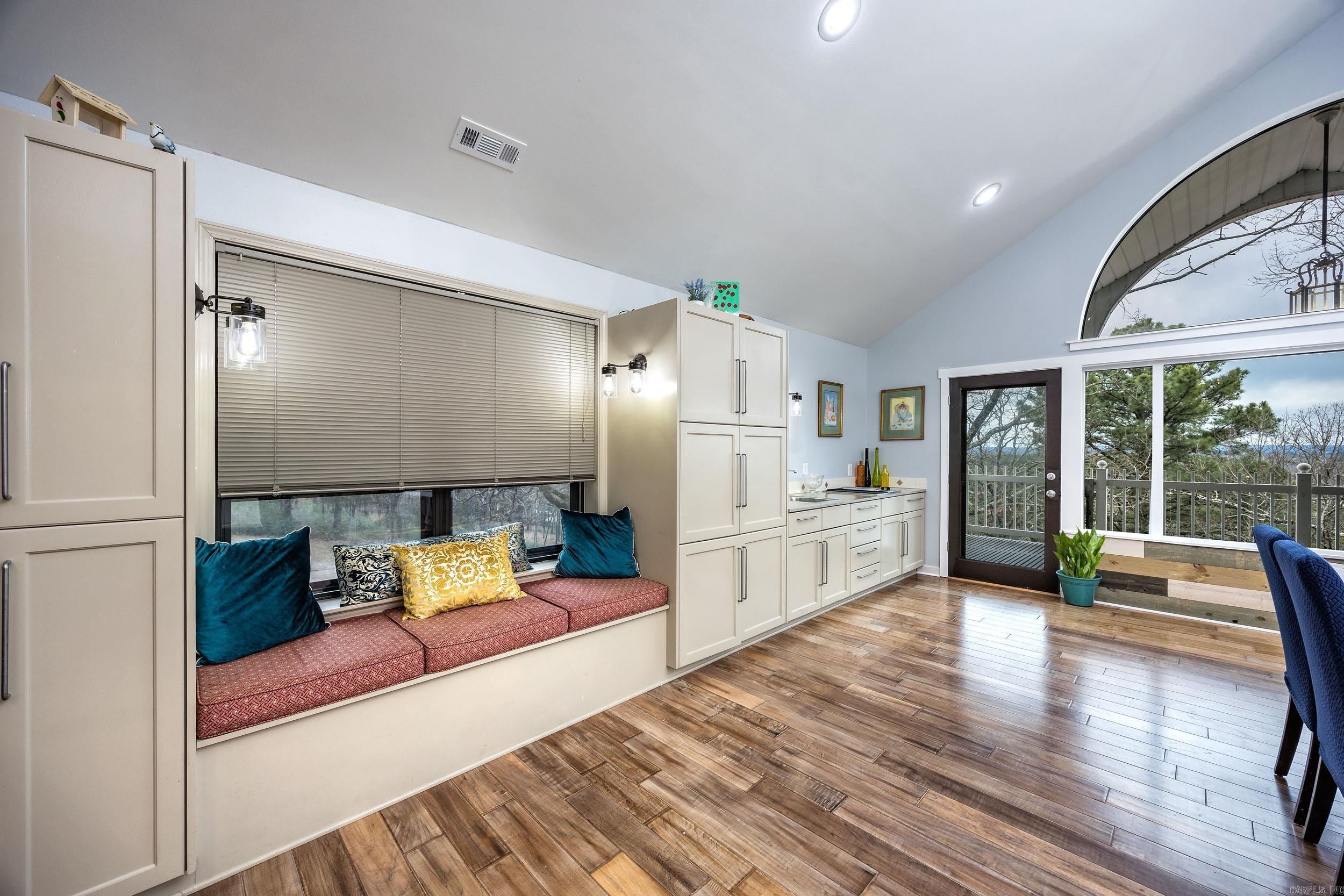 26  Nob Hill  Conway, AR