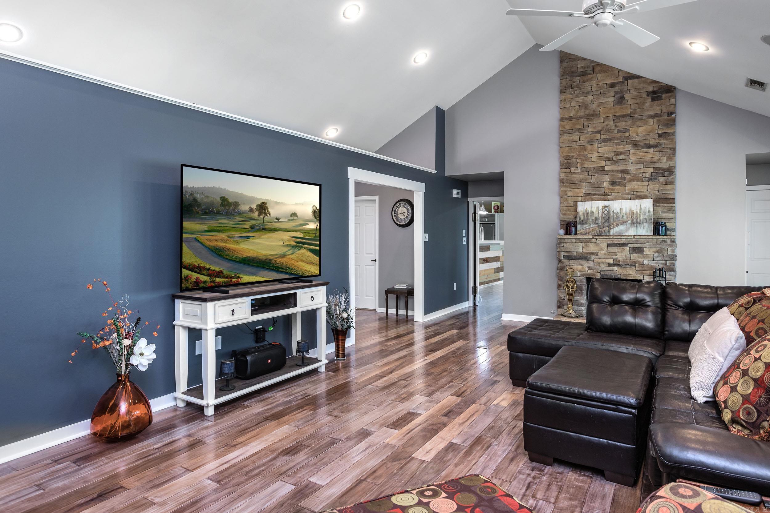 26  Nob Hill  Conway, AR
