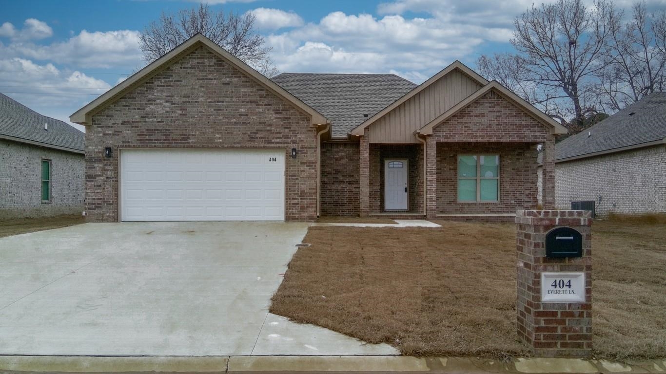 404  Everett Lane  Jonesboro, AR