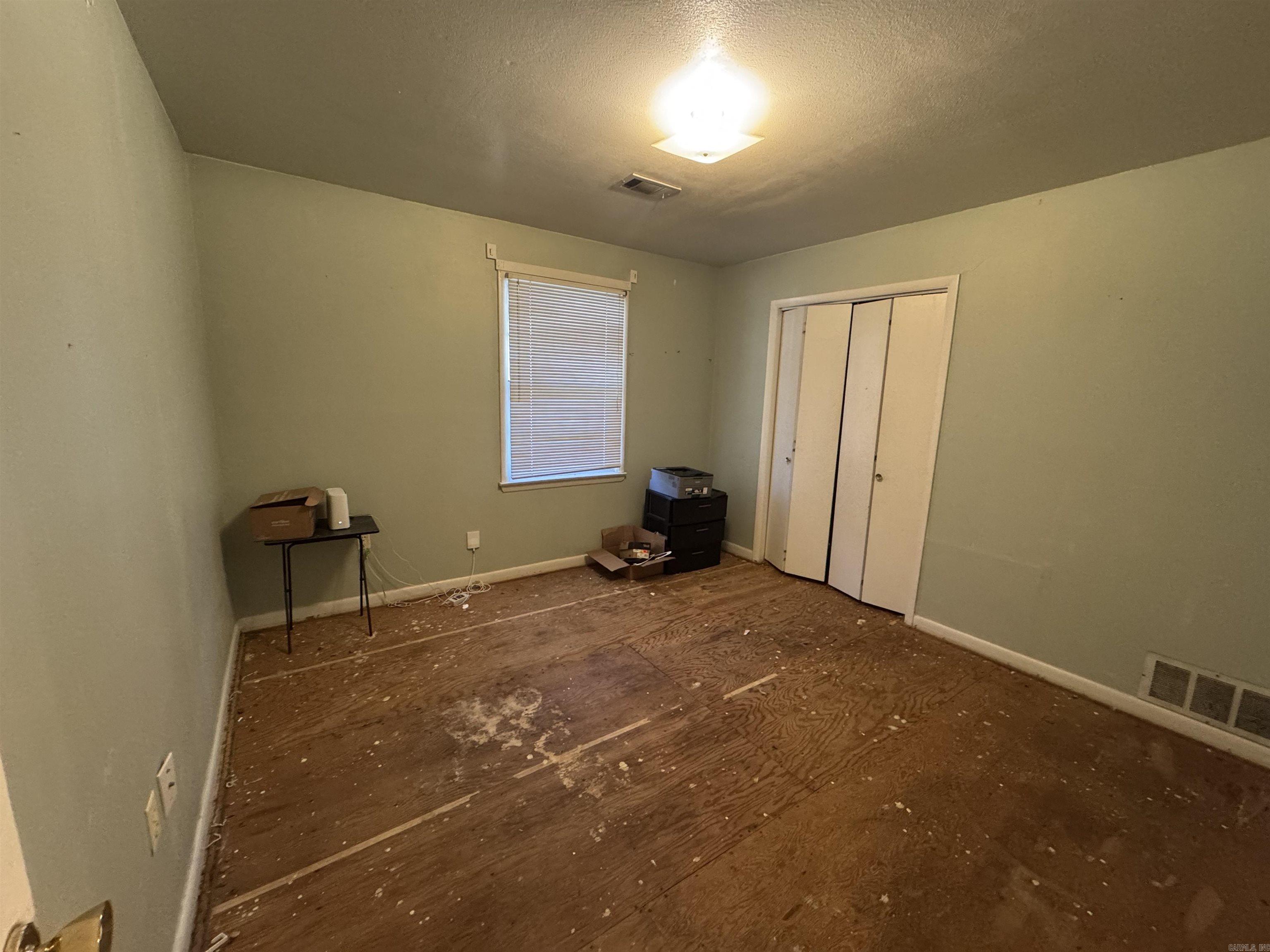 105  Cloverdale  Searcy, AR