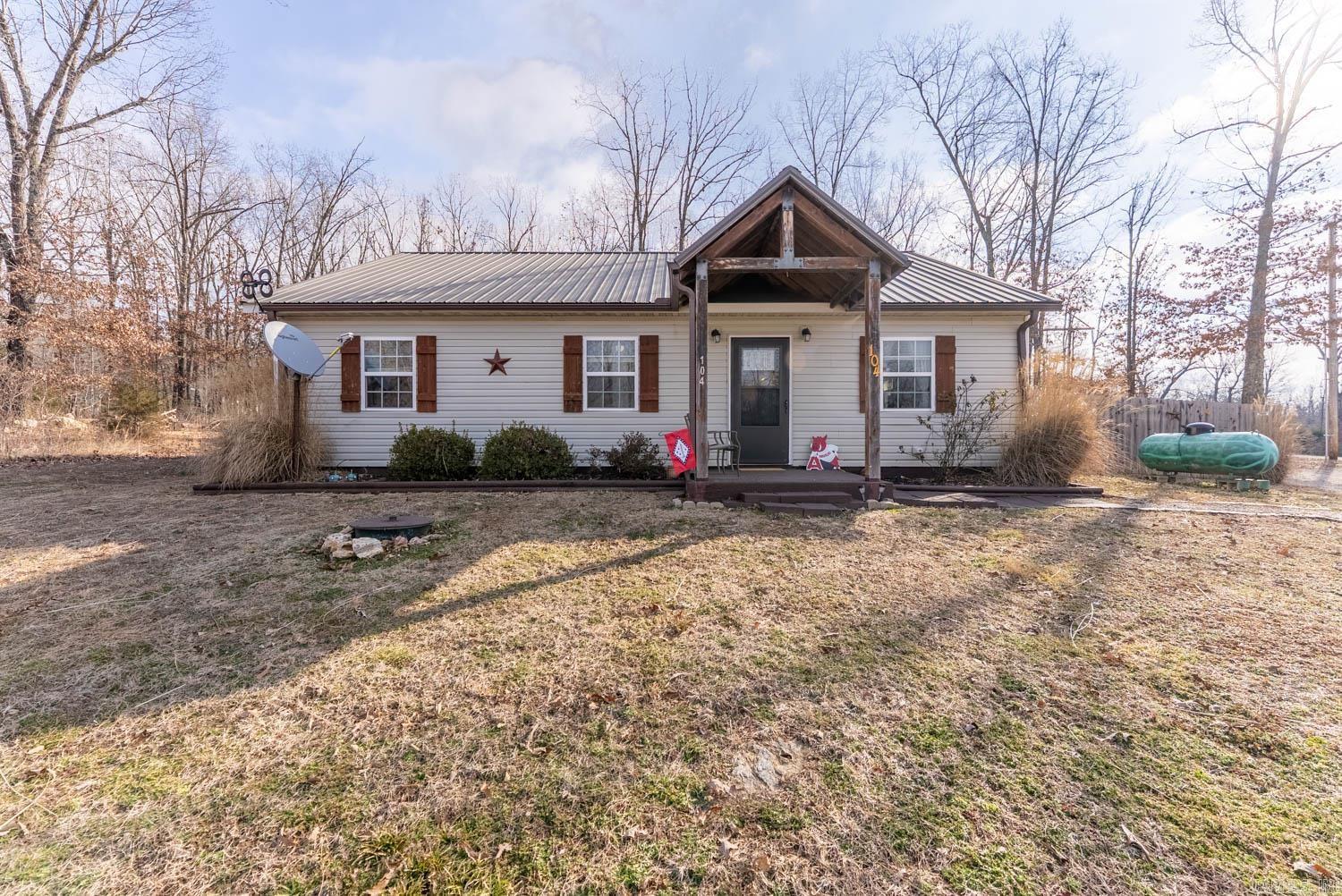 104  Dusty Trail  Highland, AR