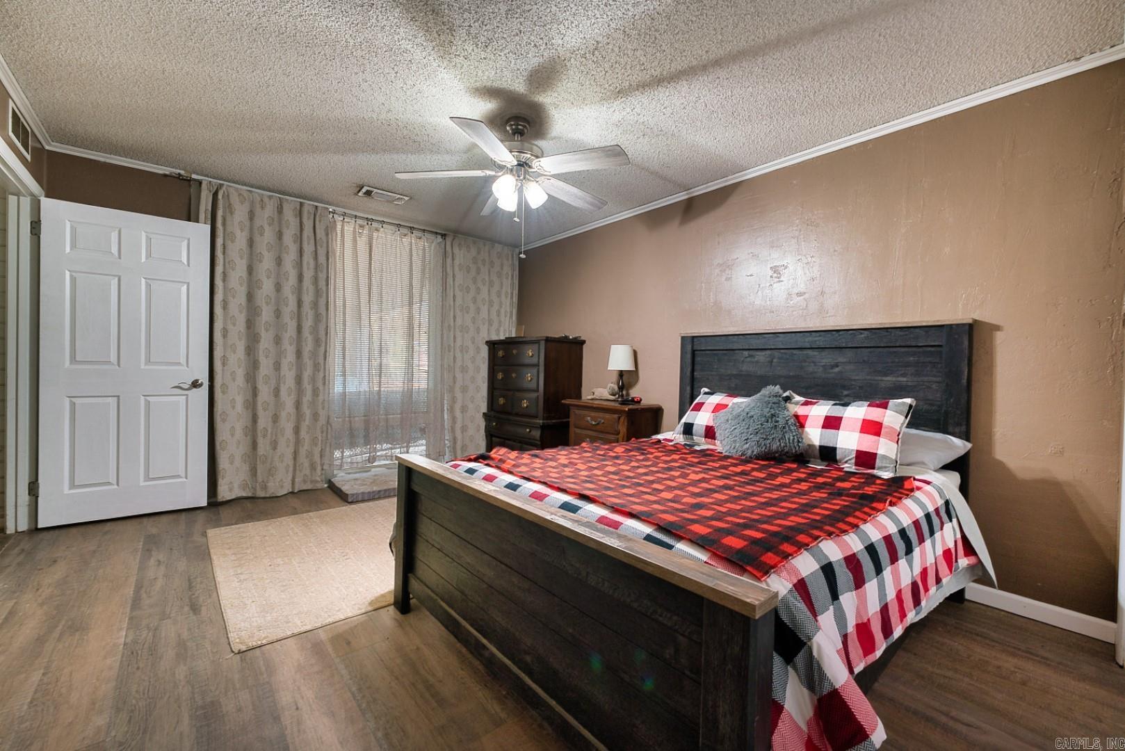 135 Roundwood Drive  Hot Springs, AR