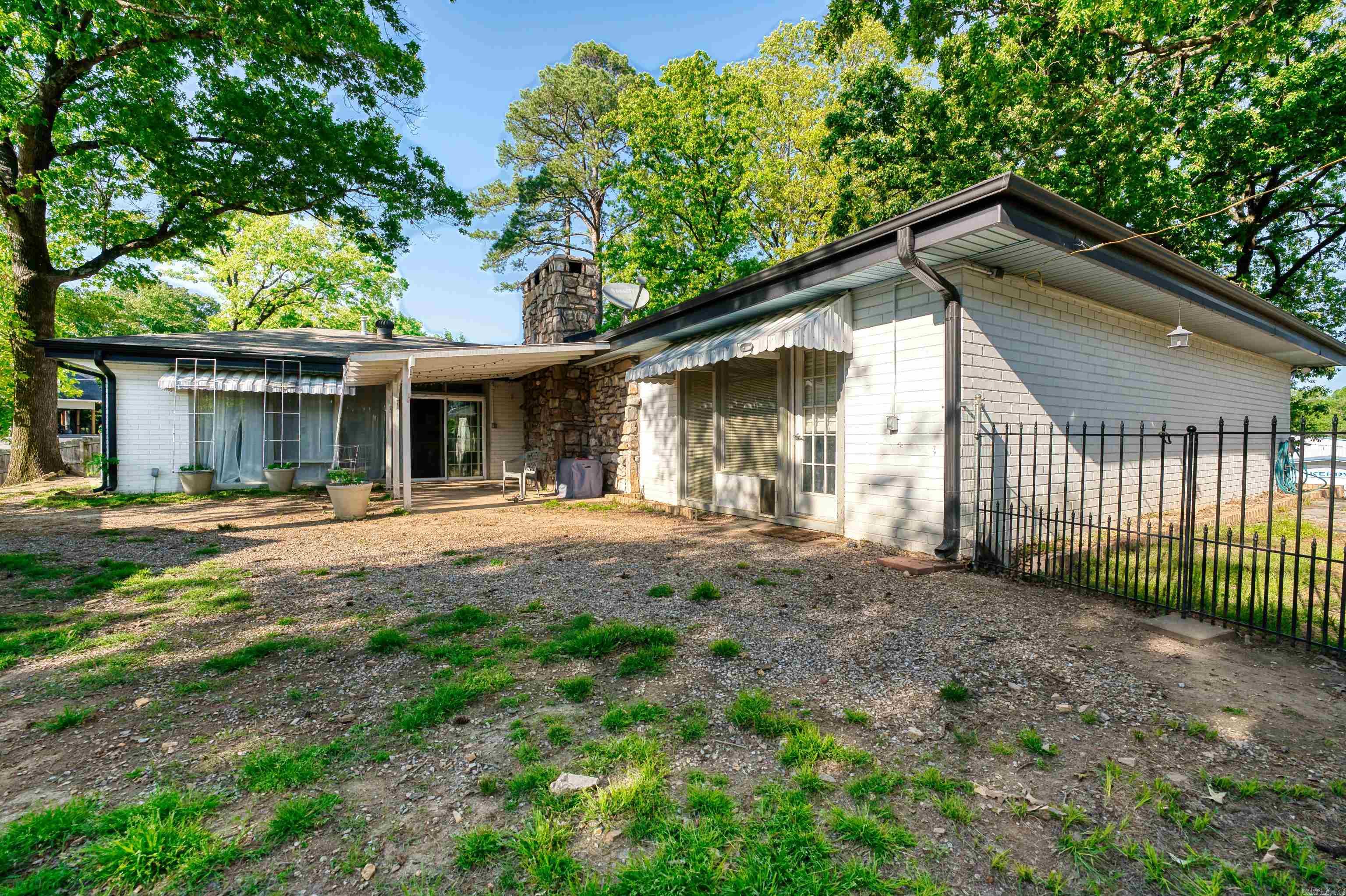 135 Roundwood Drive  Hot Springs, AR